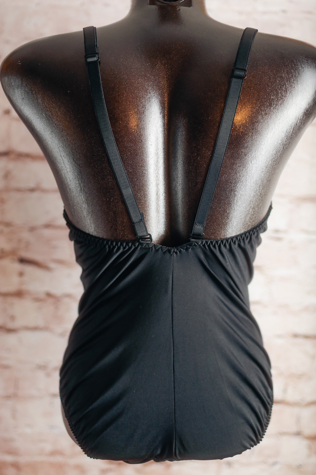 Smoothie Beyond Backless Vintage Satin Smoothing Teddy Bodysuit Lingerie 38C