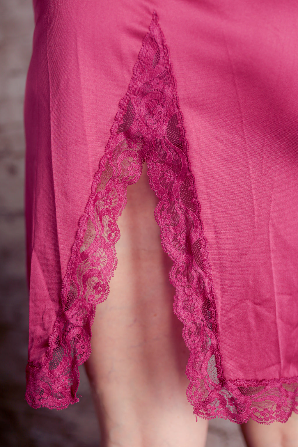 Vanity Fair Vintage Satin Lace Half Slip Skirt Small Wine Purple Pink USA-made