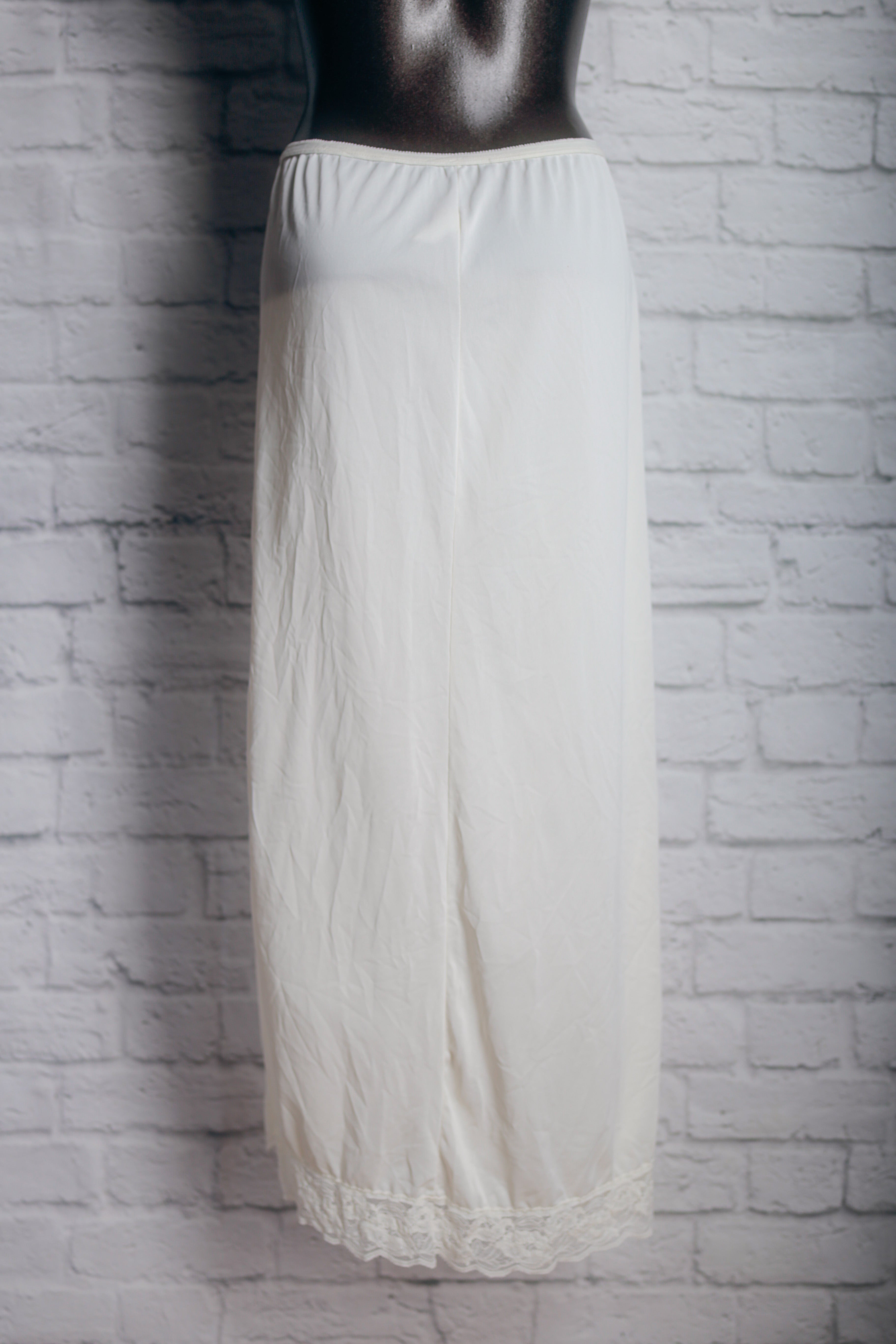 Opalaire Vintage White Midi Half Slip Lace Hem USA-made Medium