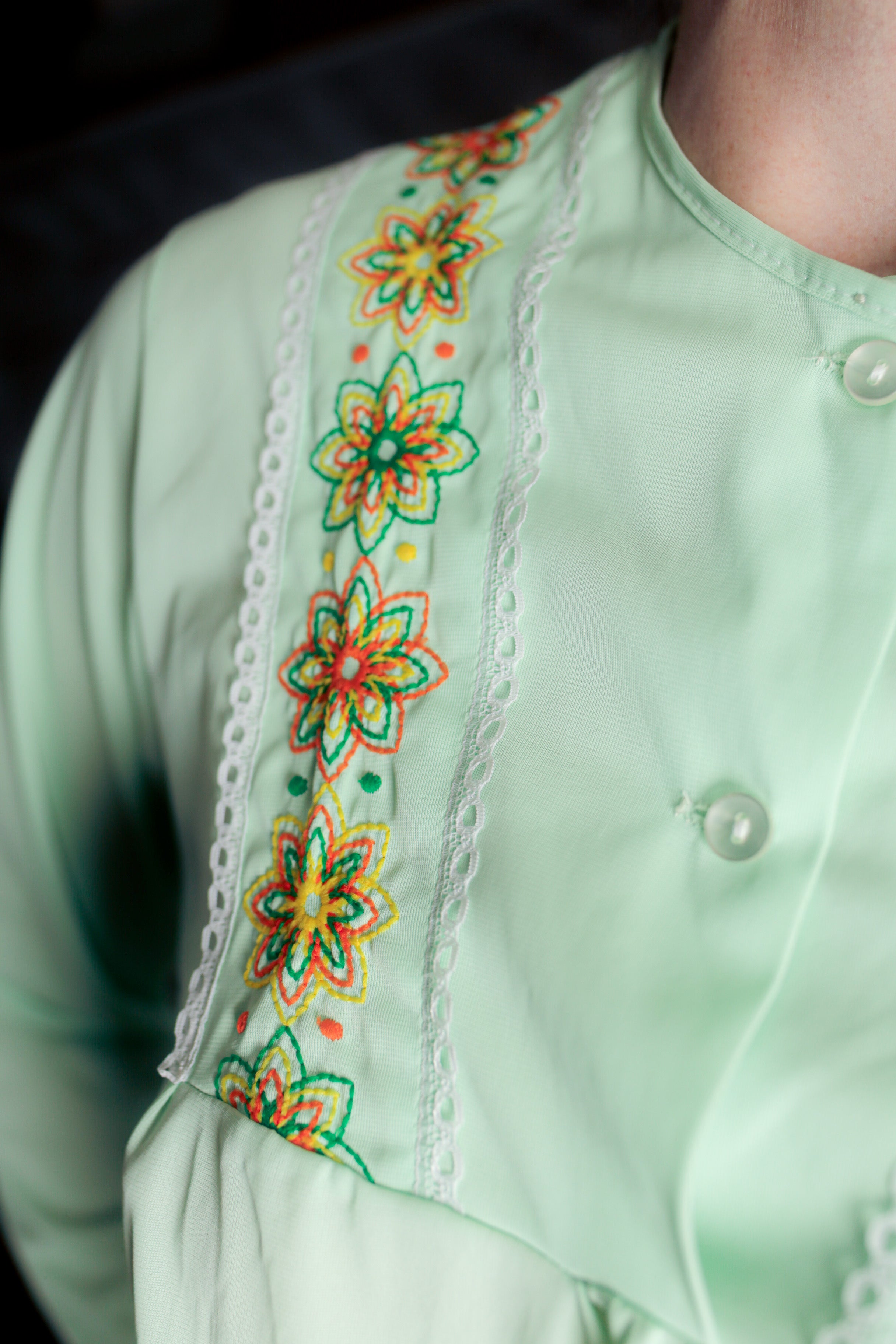 Sears Vintage 60s Satin Embroidered Button Slip Peignoir Negligee Nightgown Large Seafoam Green