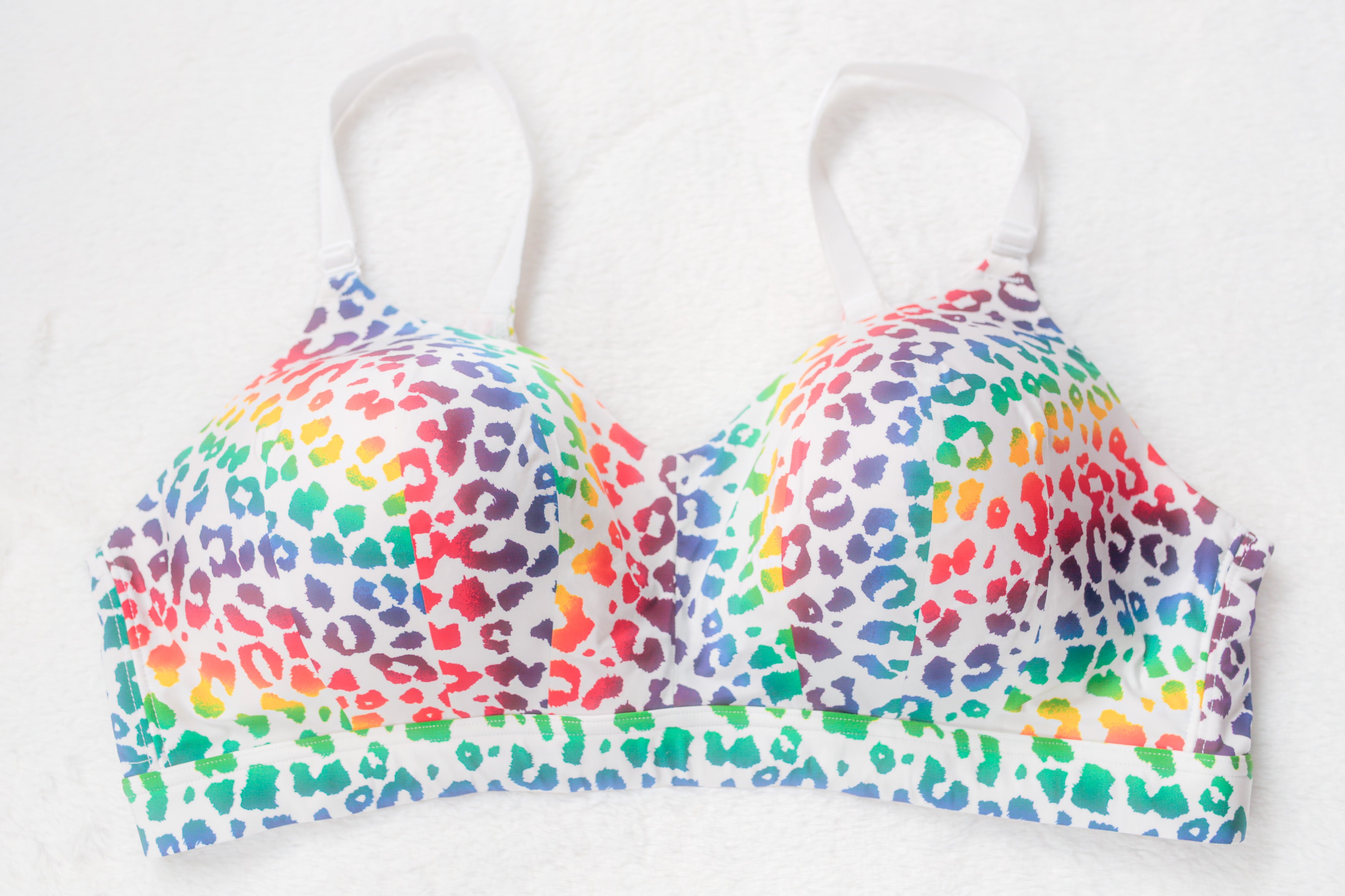 Torrid Curve 40C 360 Back Smoothing Wire-free Lightly Lined Everyday Wireless Bra Rainbow Cheetah