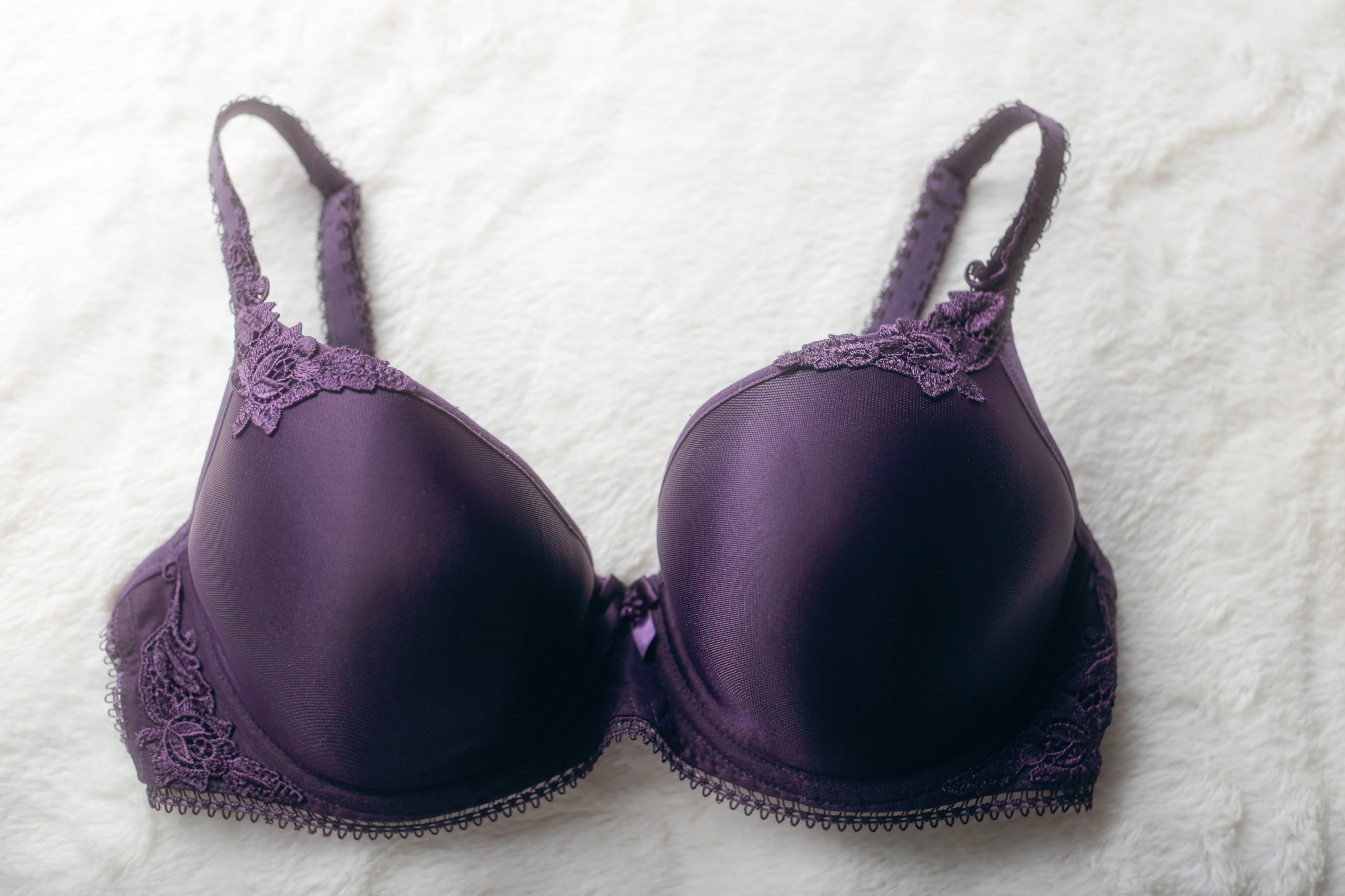 Fantasie 32DD Ava Underwire Molded Plunge Balcony T-shirt Bra Purple