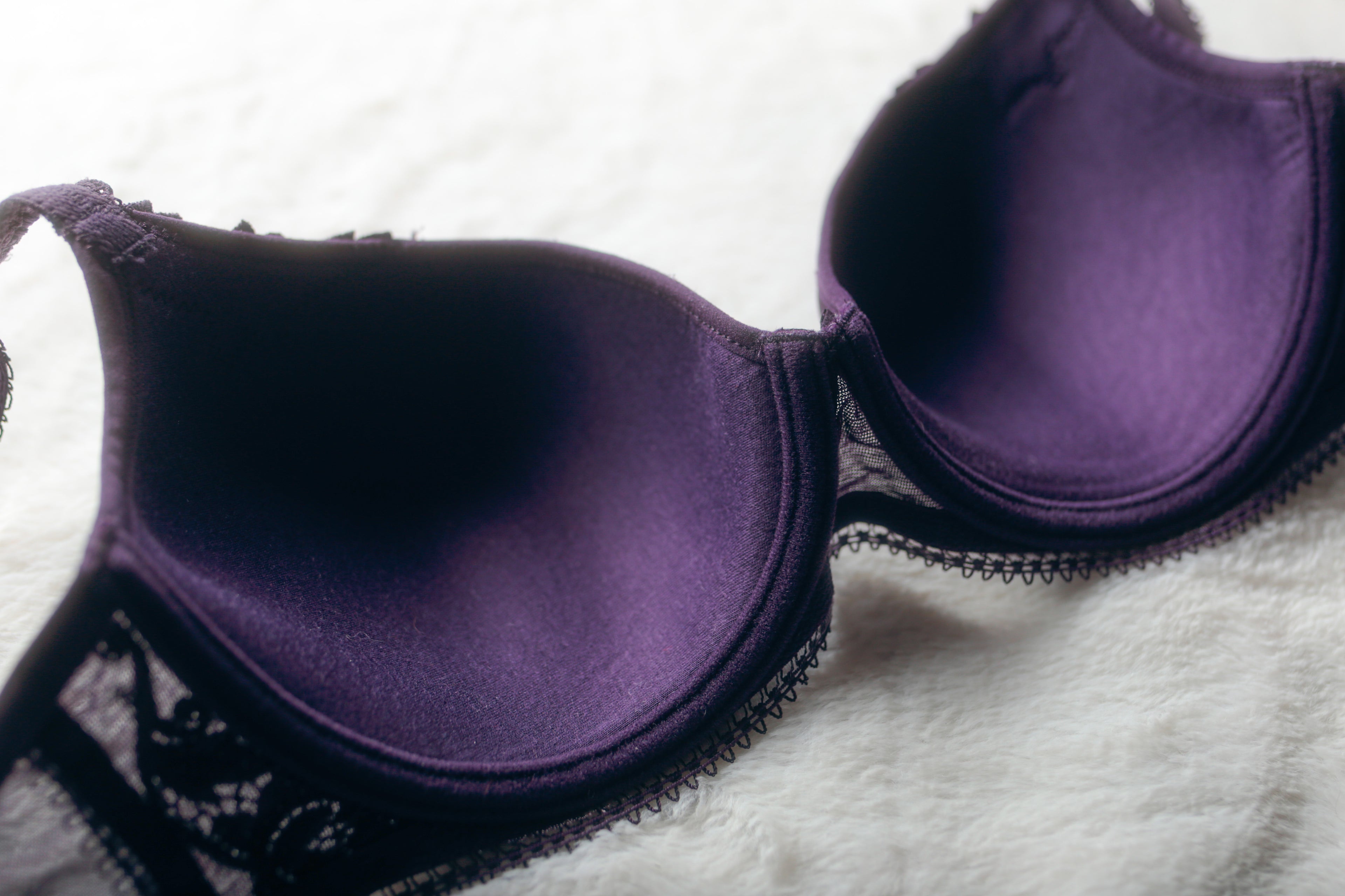 Fantasie 32DD Ava Underwire Molded Plunge Balcony T-shirt Bra Purple