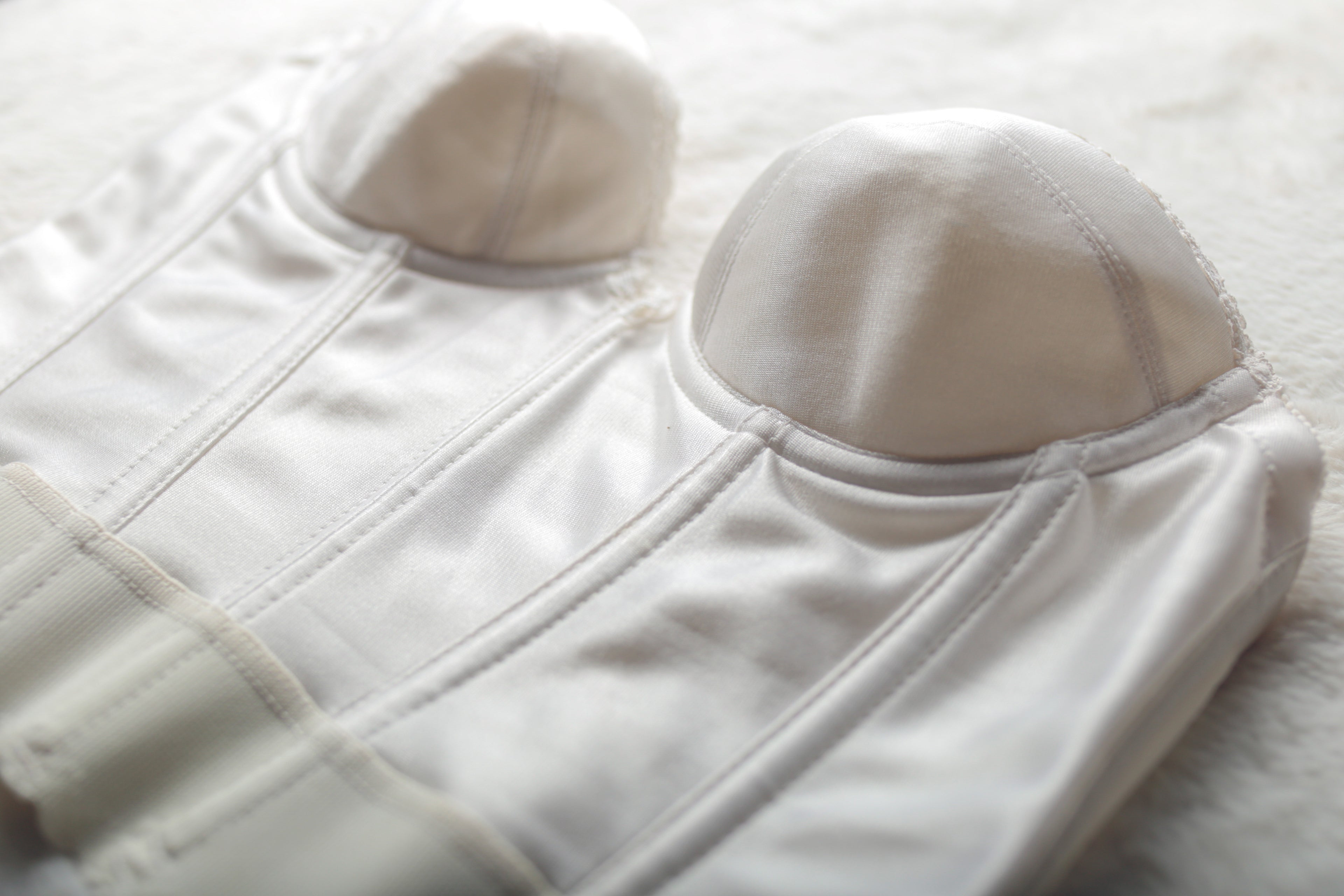 Petticoat Place Vintage 34B Low Back Boned Bustier Corset USA-made Bra White