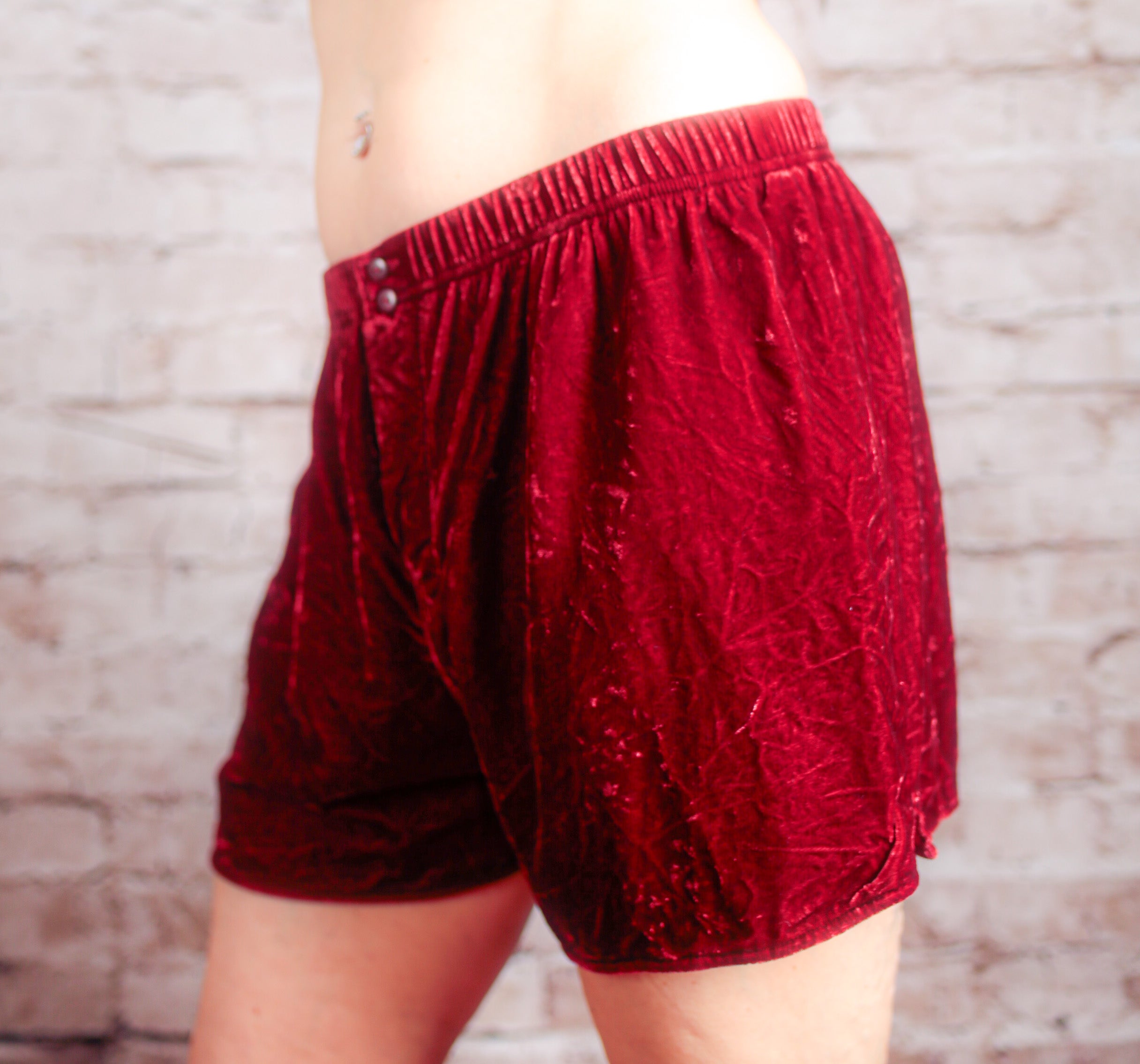 Magic Silk Vintage 90s Velvet Velour Sleep Shorts Red Medium