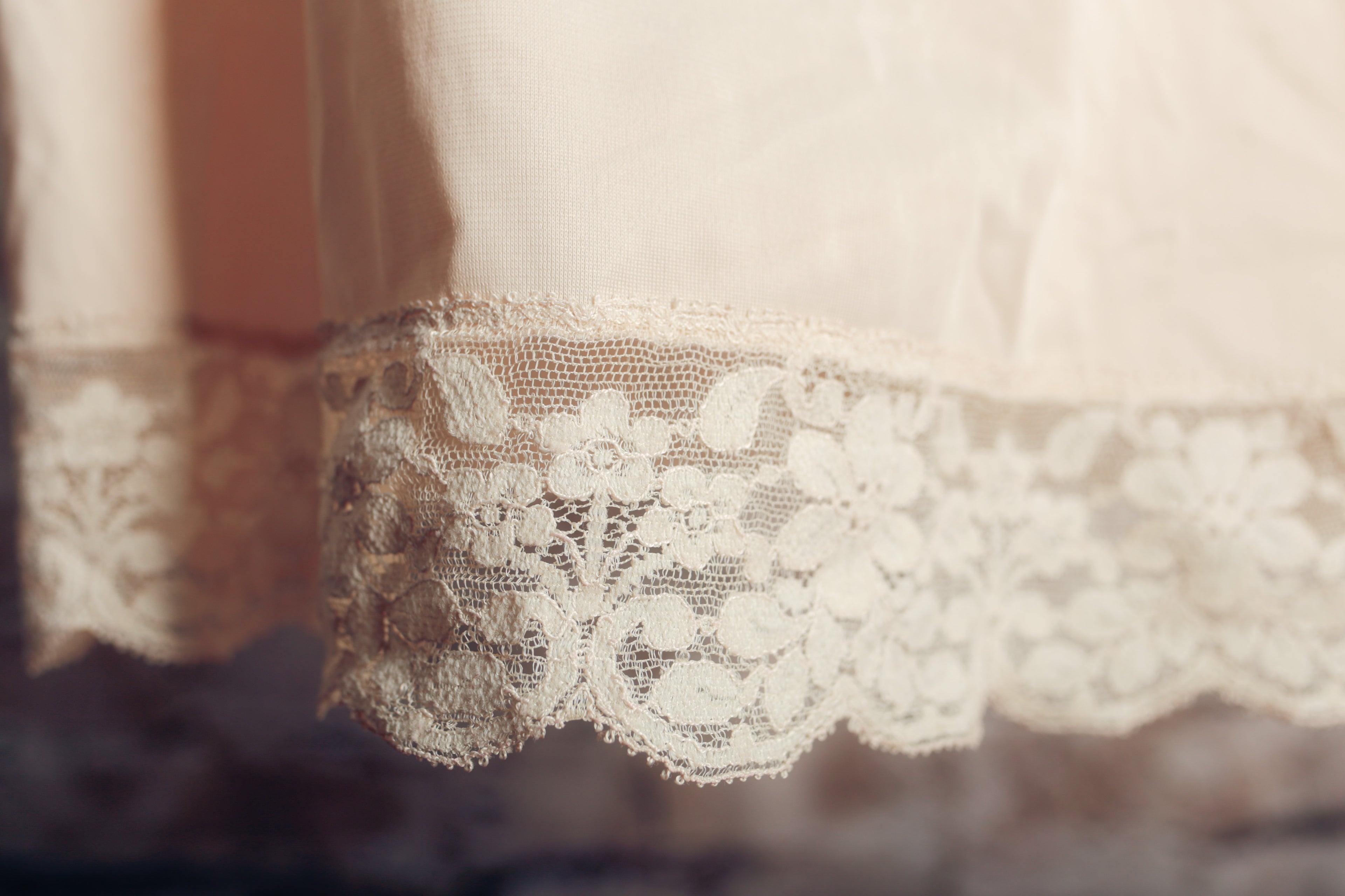 Sears Vintage Satin Lace Short Half Slip USA-made Large Tall