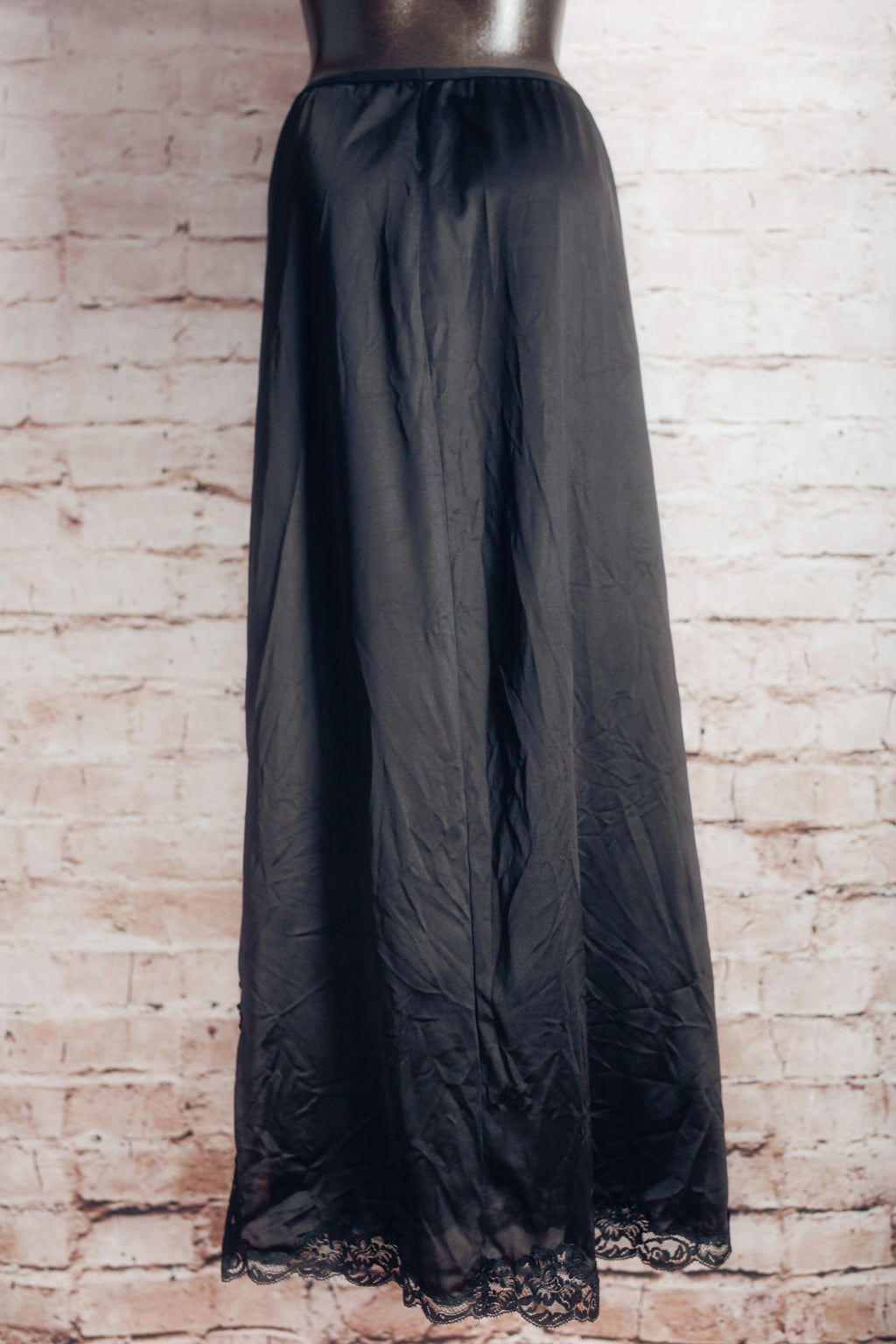 Wonder Maid Vintage Black Maxi Long Half Slip USA-made Medium