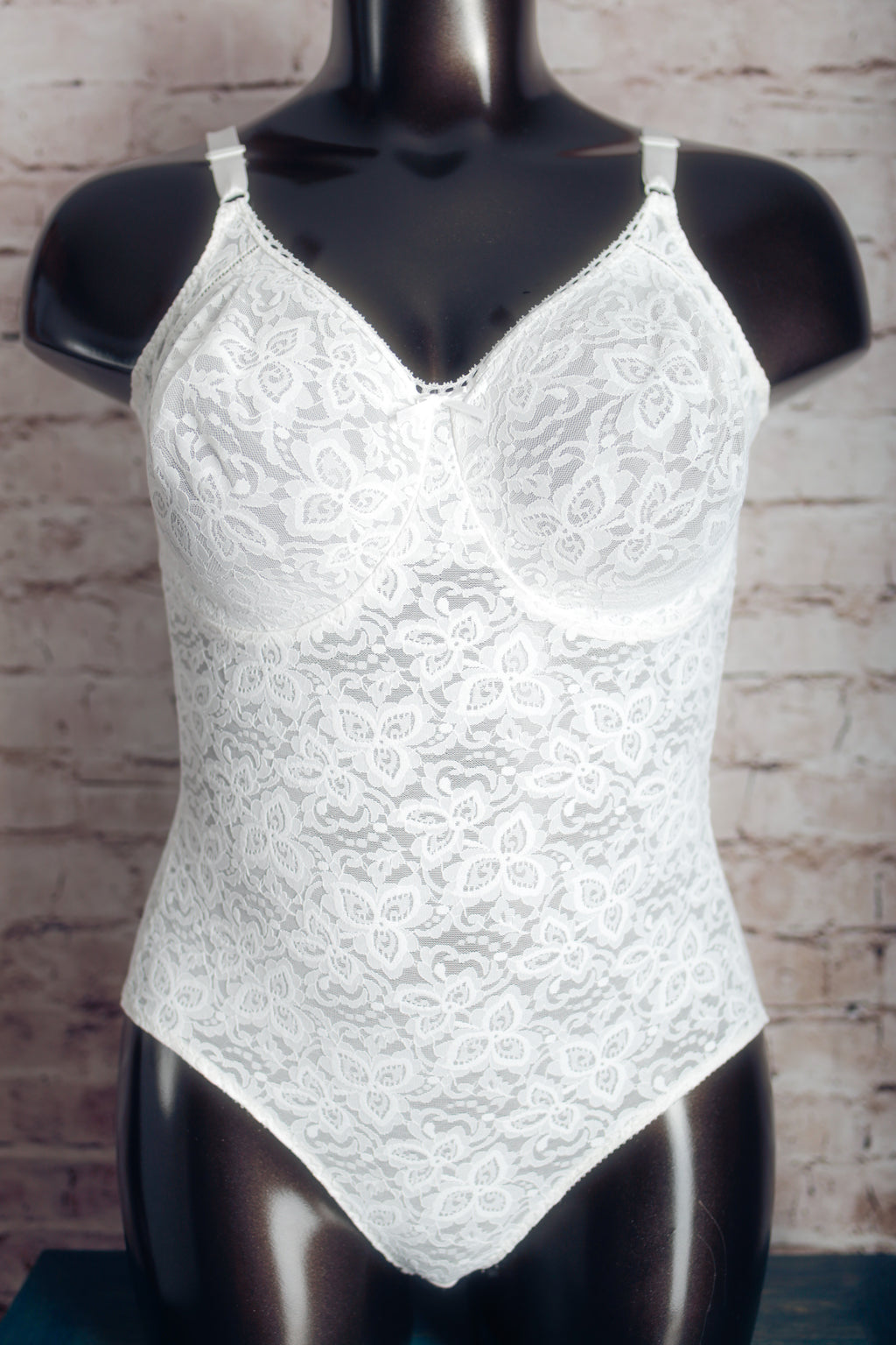 Bali Vintage Unlined Lace Underwire Slimmer Teddy Lingerie White 40DD