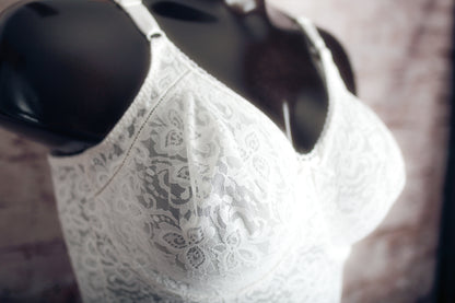 Bali Vintage Unlined Lace Underwire Slimmer Teddy Lingerie White 40DD