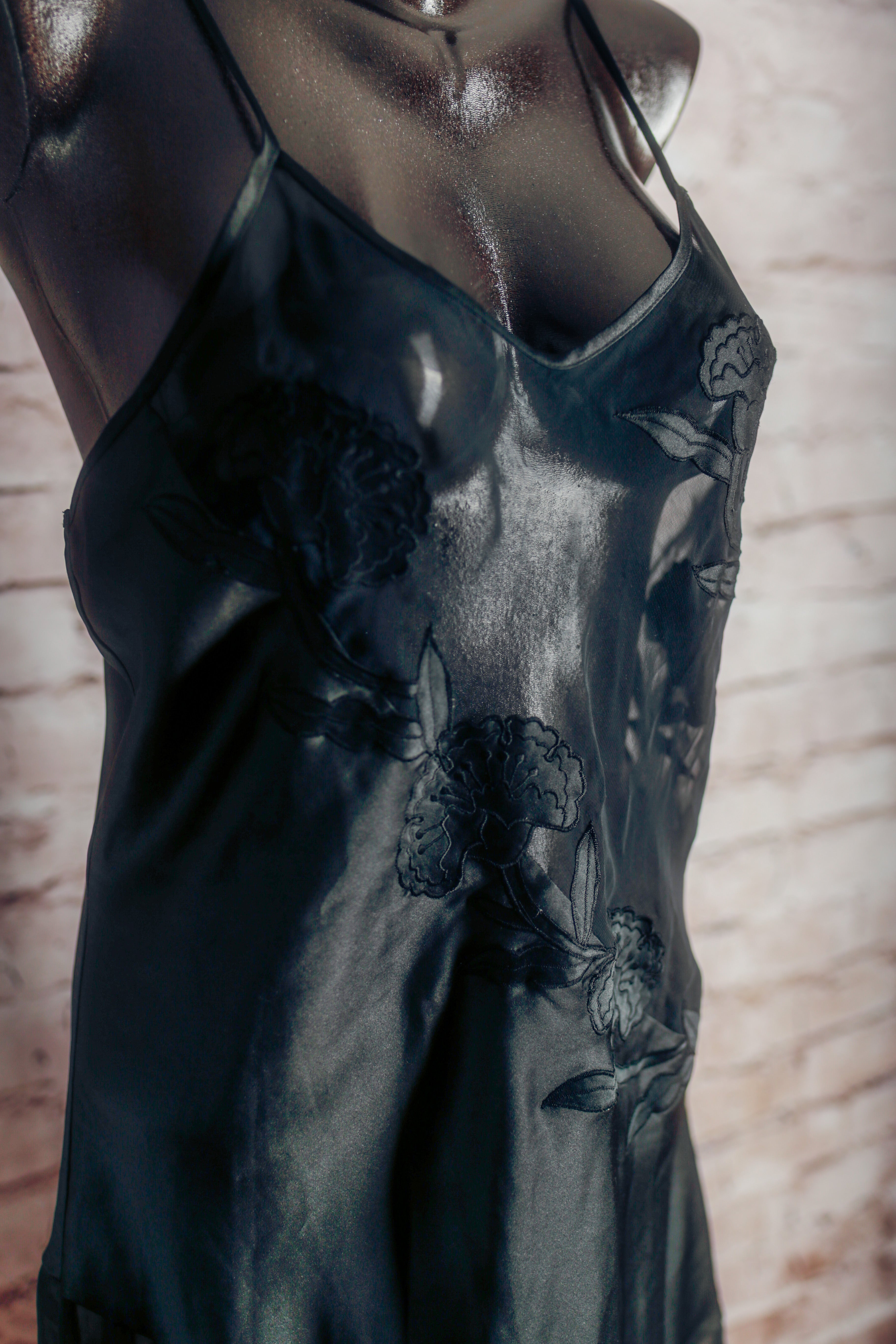 Victoria's Secret Vintage Gold Label Black Sheer Mesh Satin Chemise Nightgown Lingerie Medium