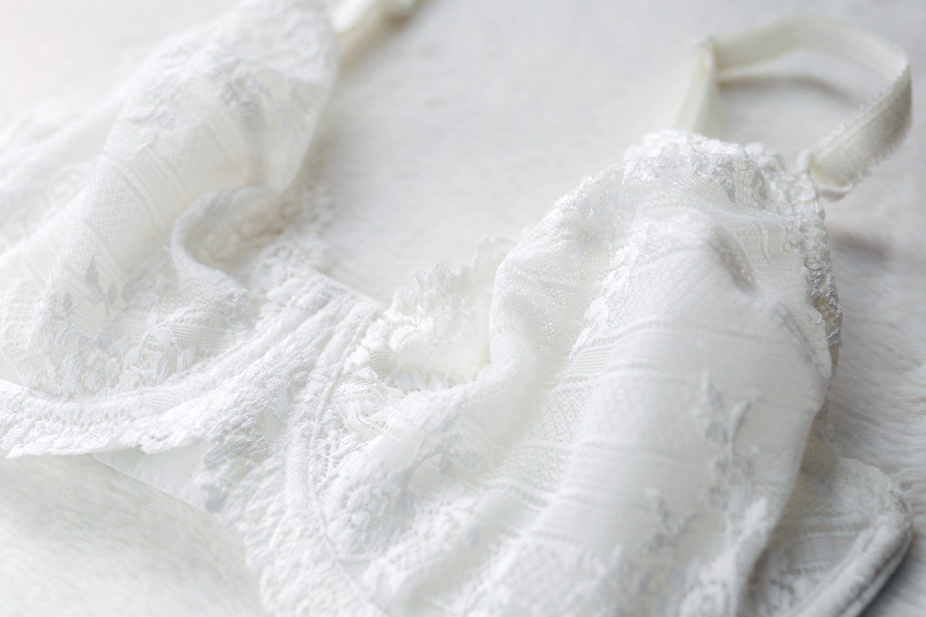 Wacoal 32DD Embrace Lace 65191 Unlined Sheer Embroidered Underwire Bra White Boho