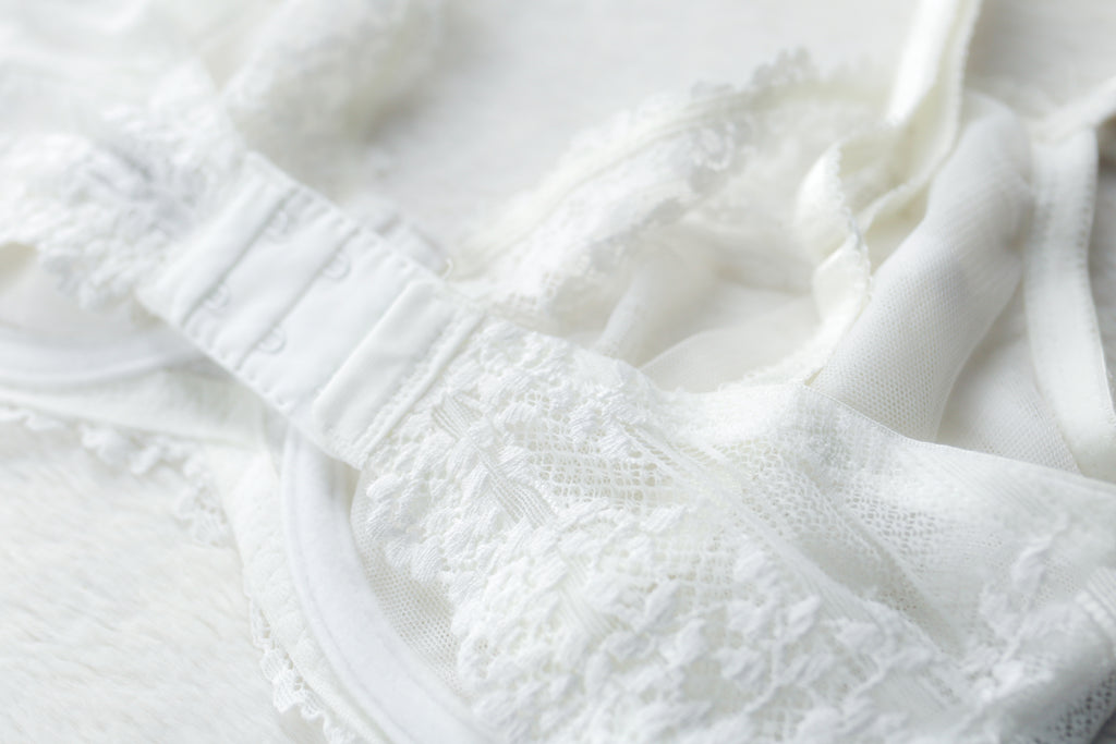 Wacoal 32DD Embrace Lace 65191 Unlined Sheer Embroidered Underwire Bra White Boho