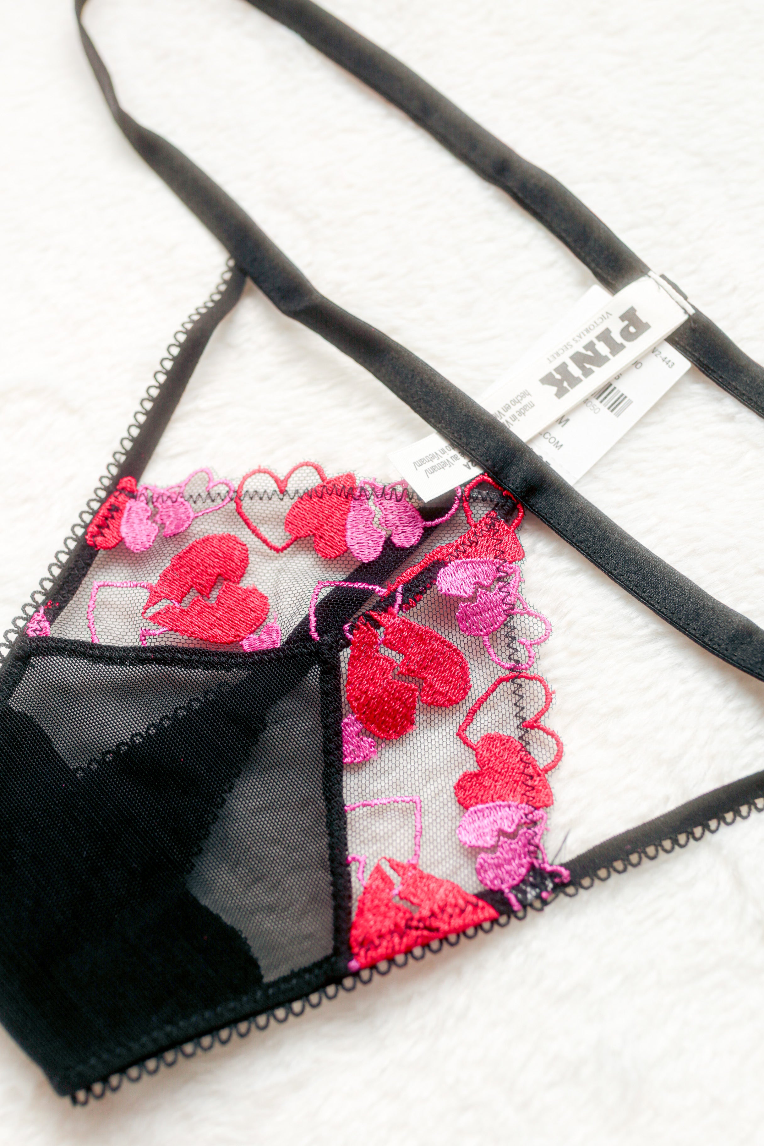 PINK Wink V-string Thong Panty Medium Black Red NEW