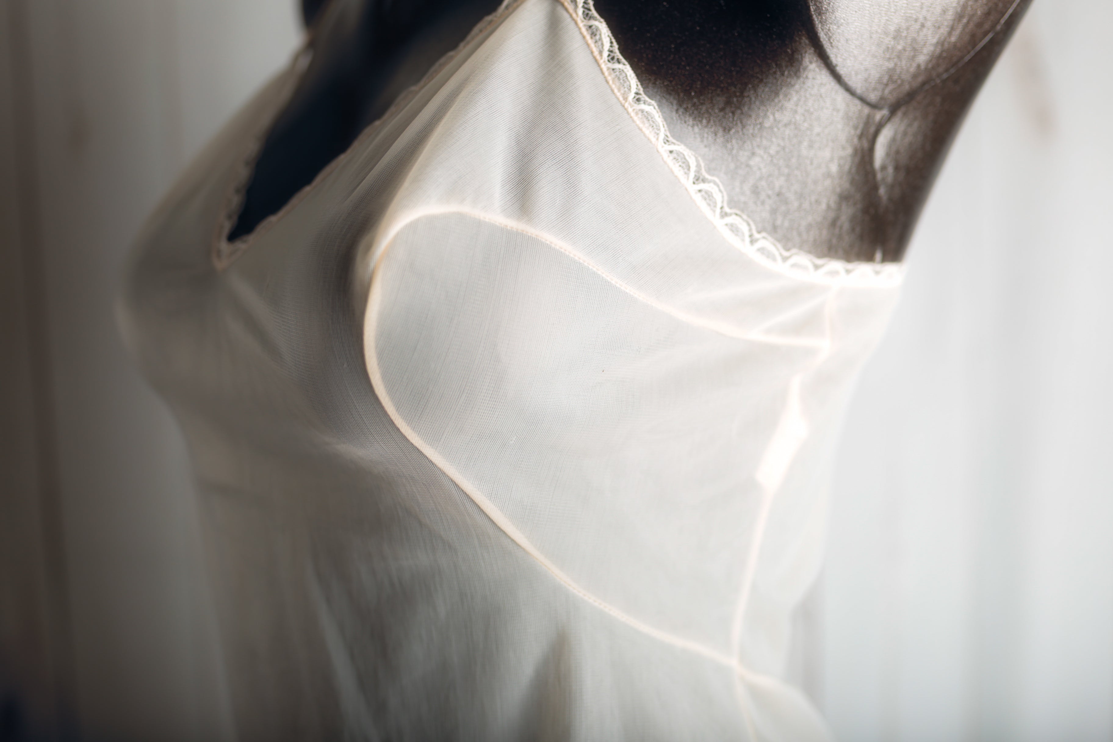 Formfit Rogers Vintage Sheer Unlined Full Slip Size 34 Small