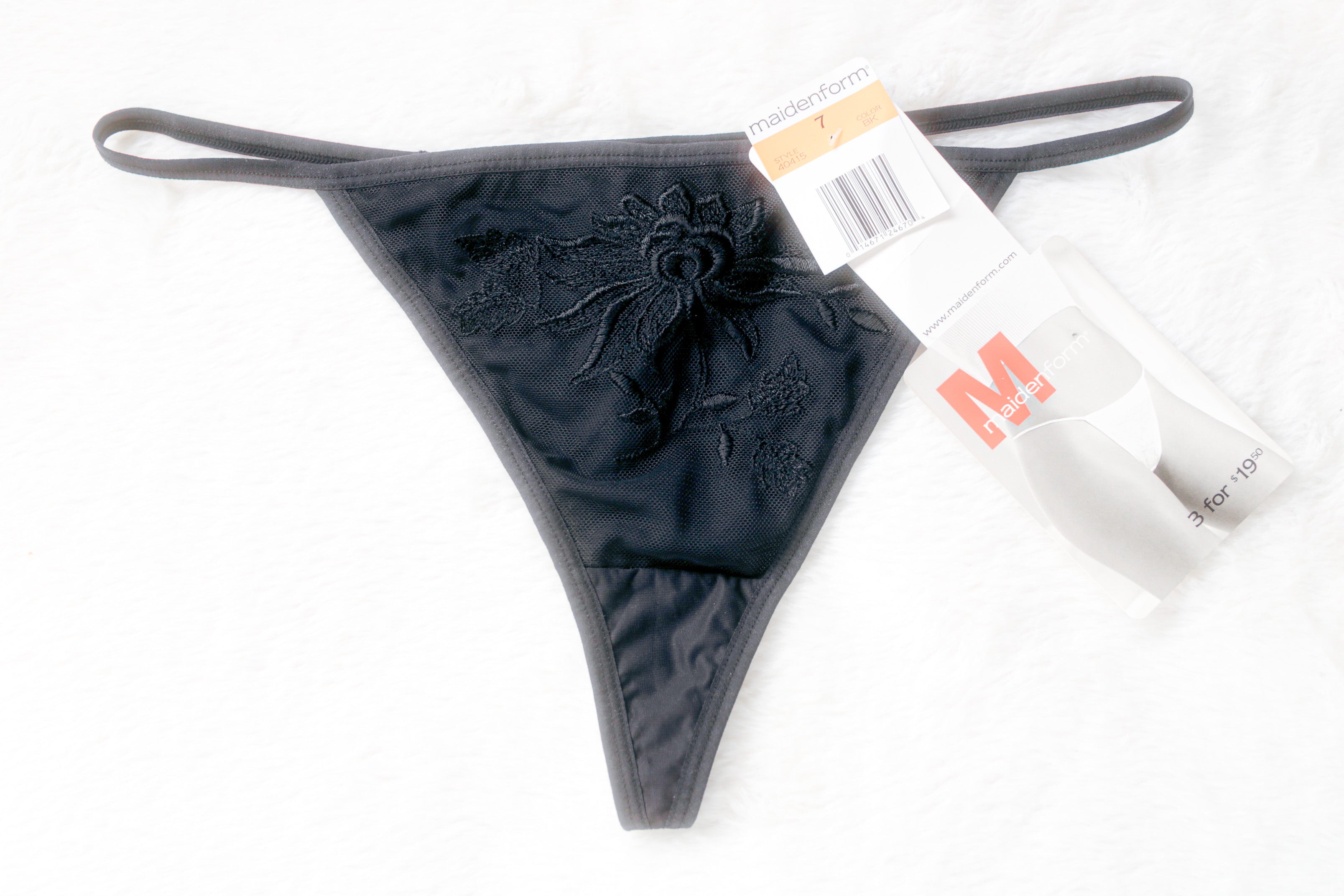 Maidenform String Embroidered Mesh Thong Panty 7 Large Black NEW