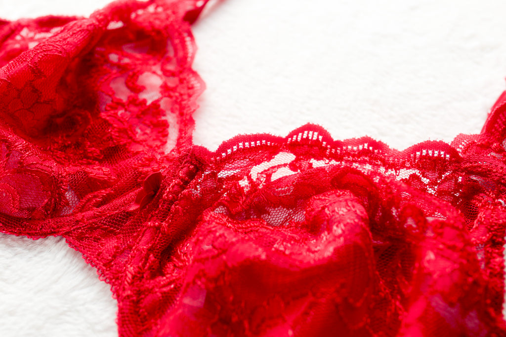 Cabernet Vintage Unlined Lace Underwire Retro Bra Red 40C