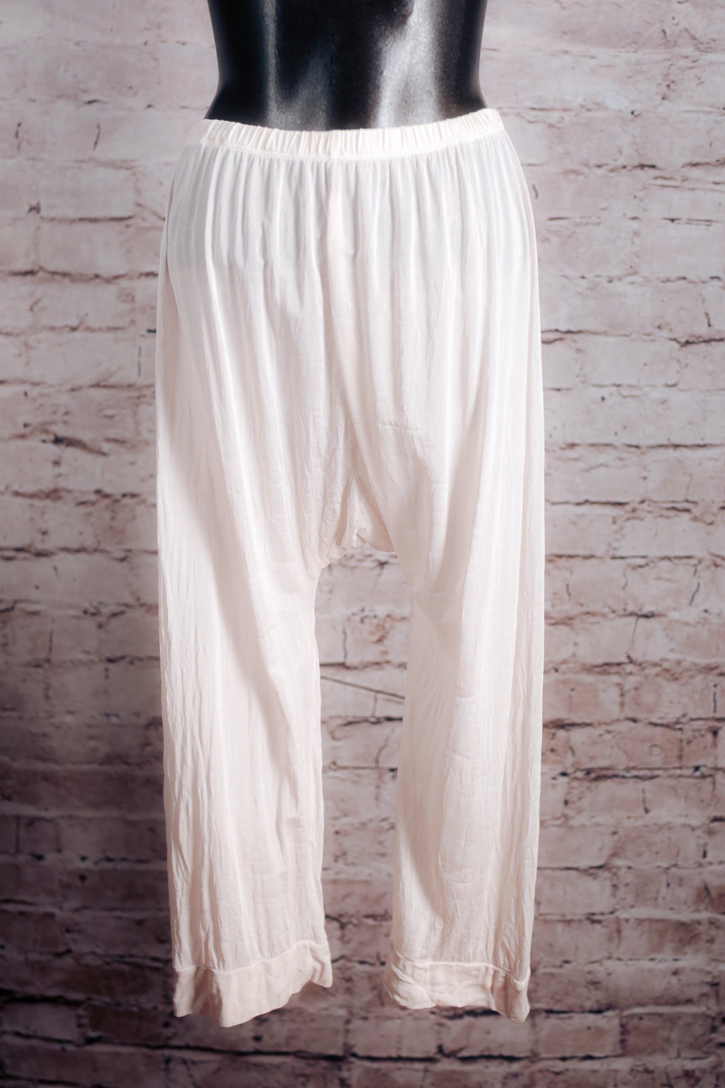WinterSilks Vintage 100% Silk Base Layer Sleep Pajama 3/4 Pants XL