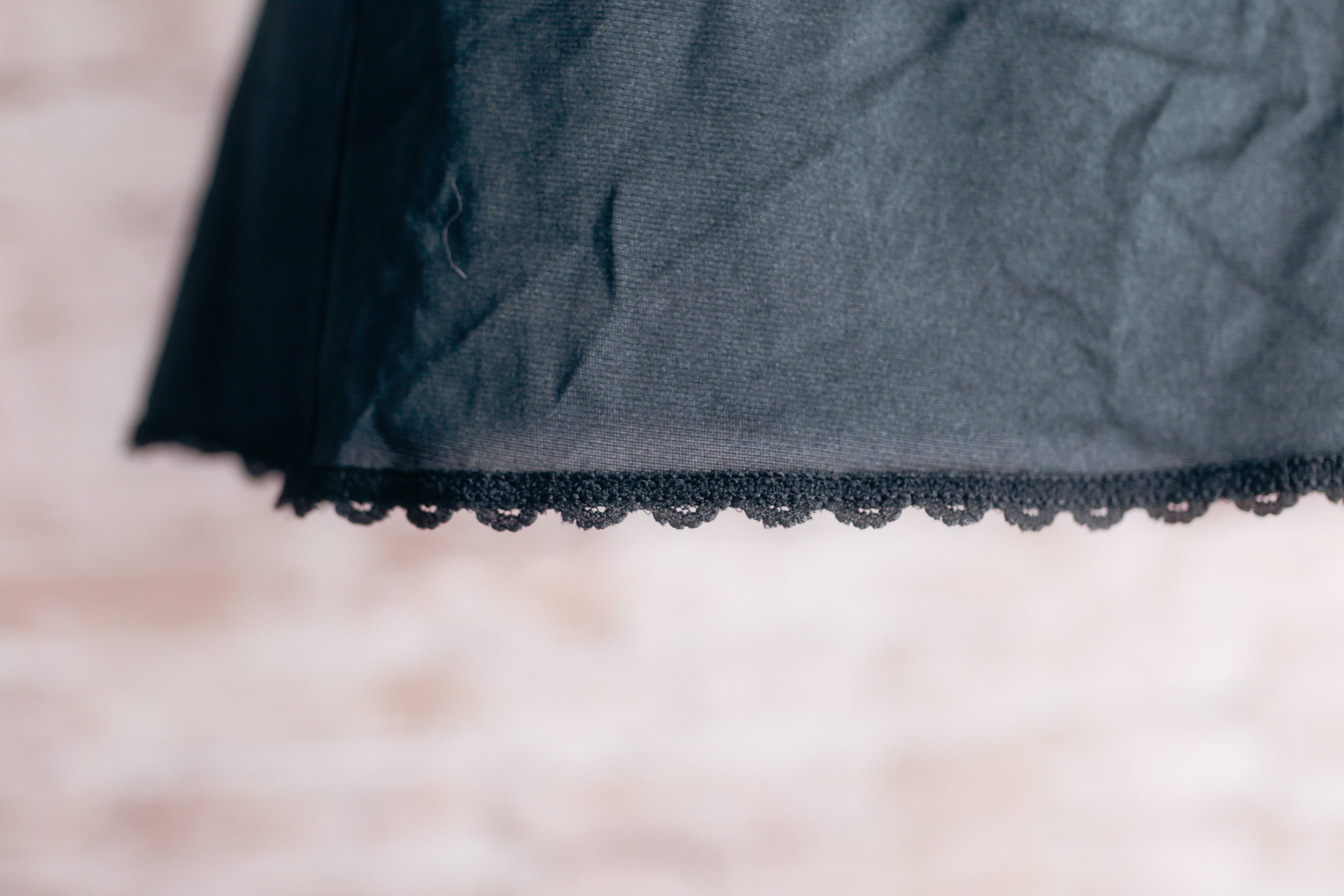 Fruit of the Loom Vintage 80s Soft Satin Chemise Cami Lingerie Black 40 Large