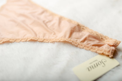Soma Enticing Thong Panty Size XL Beige NEW