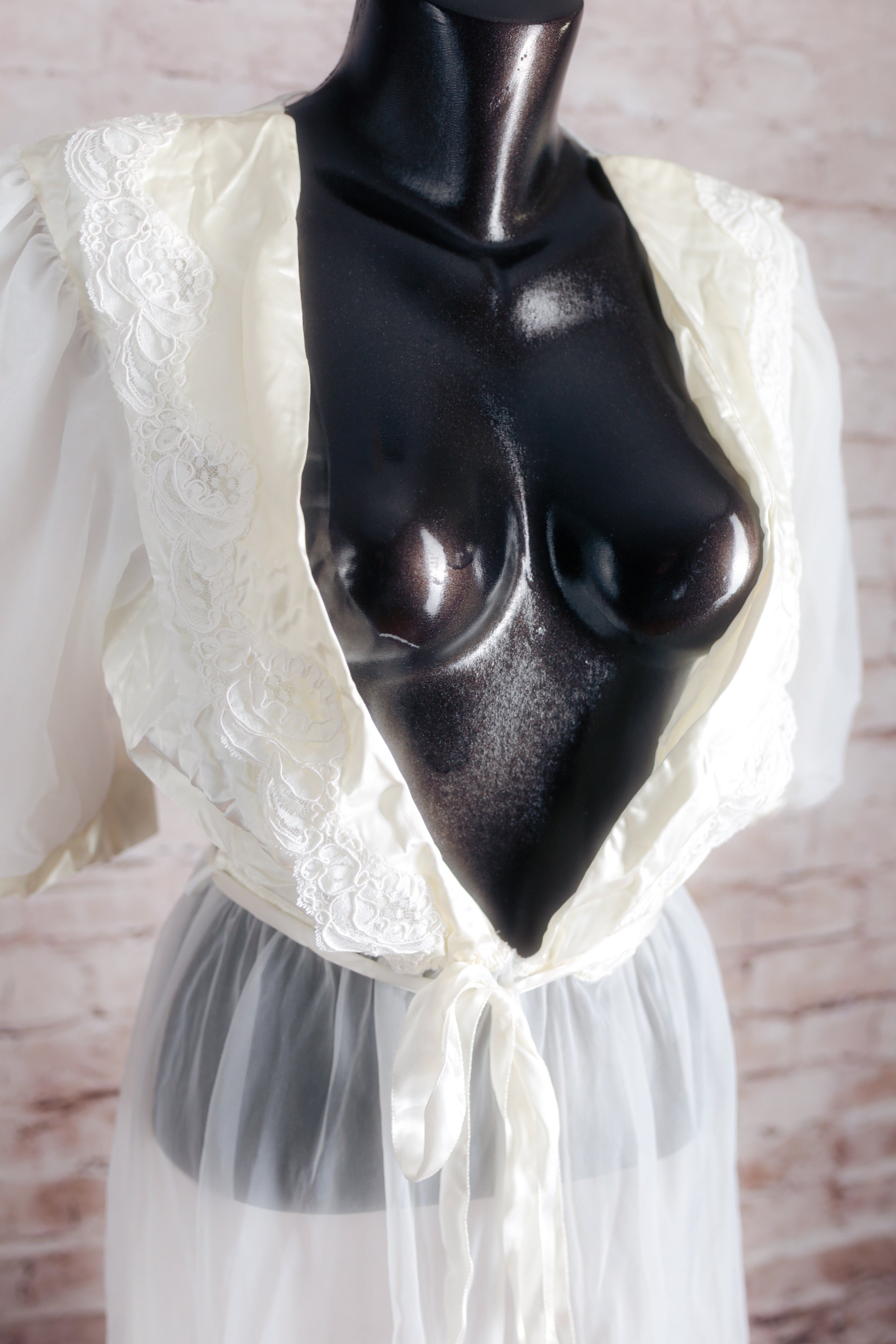Val Mode Vintage Satin Sheer Mesh Bridal Gown Peignoir Lingerie Ivory White