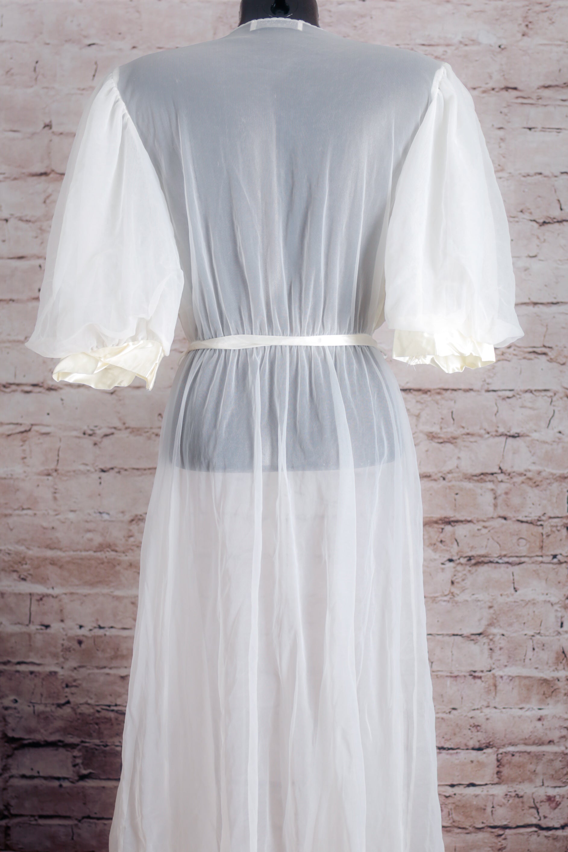Val Mode Vintage Satin Sheer Mesh Bridal Gown Peignoir Lingerie Ivory White