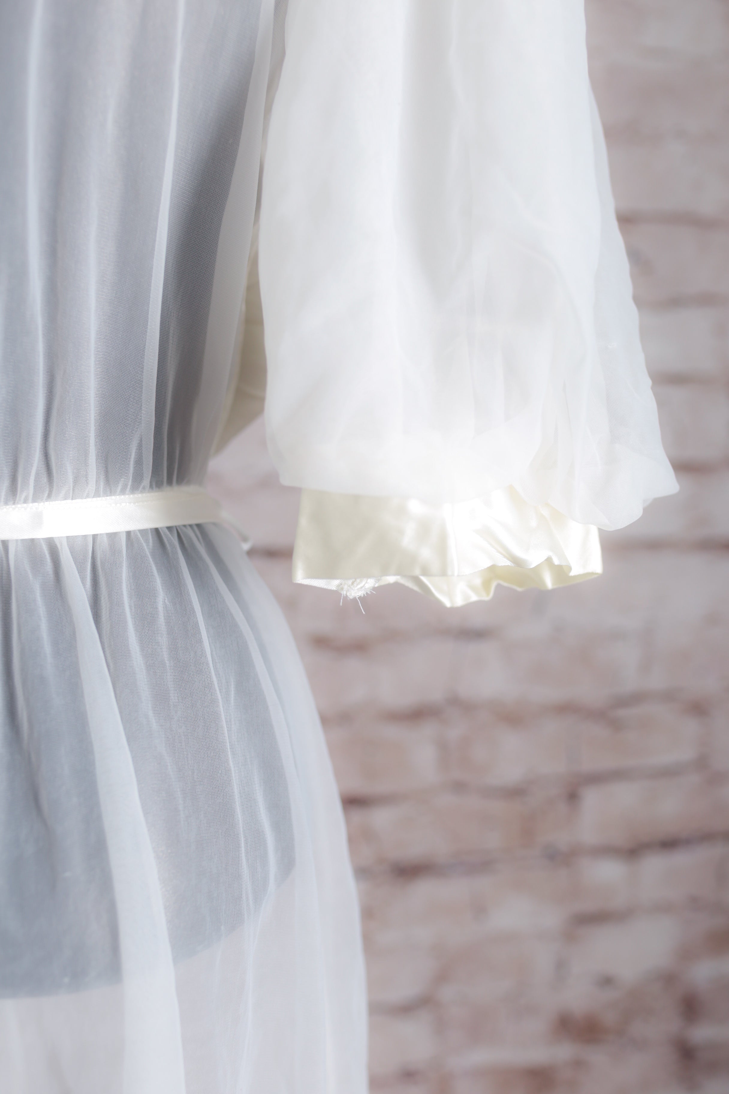 Val Mode Vintage Satin Sheer Mesh Bridal Gown Peignoir Lingerie Ivory White