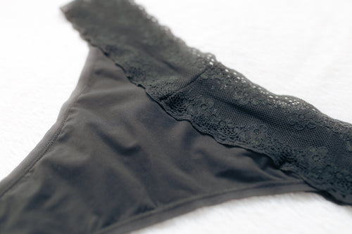 Natori Bliss Perfection One Size Thong Panty Dark Gray NEW