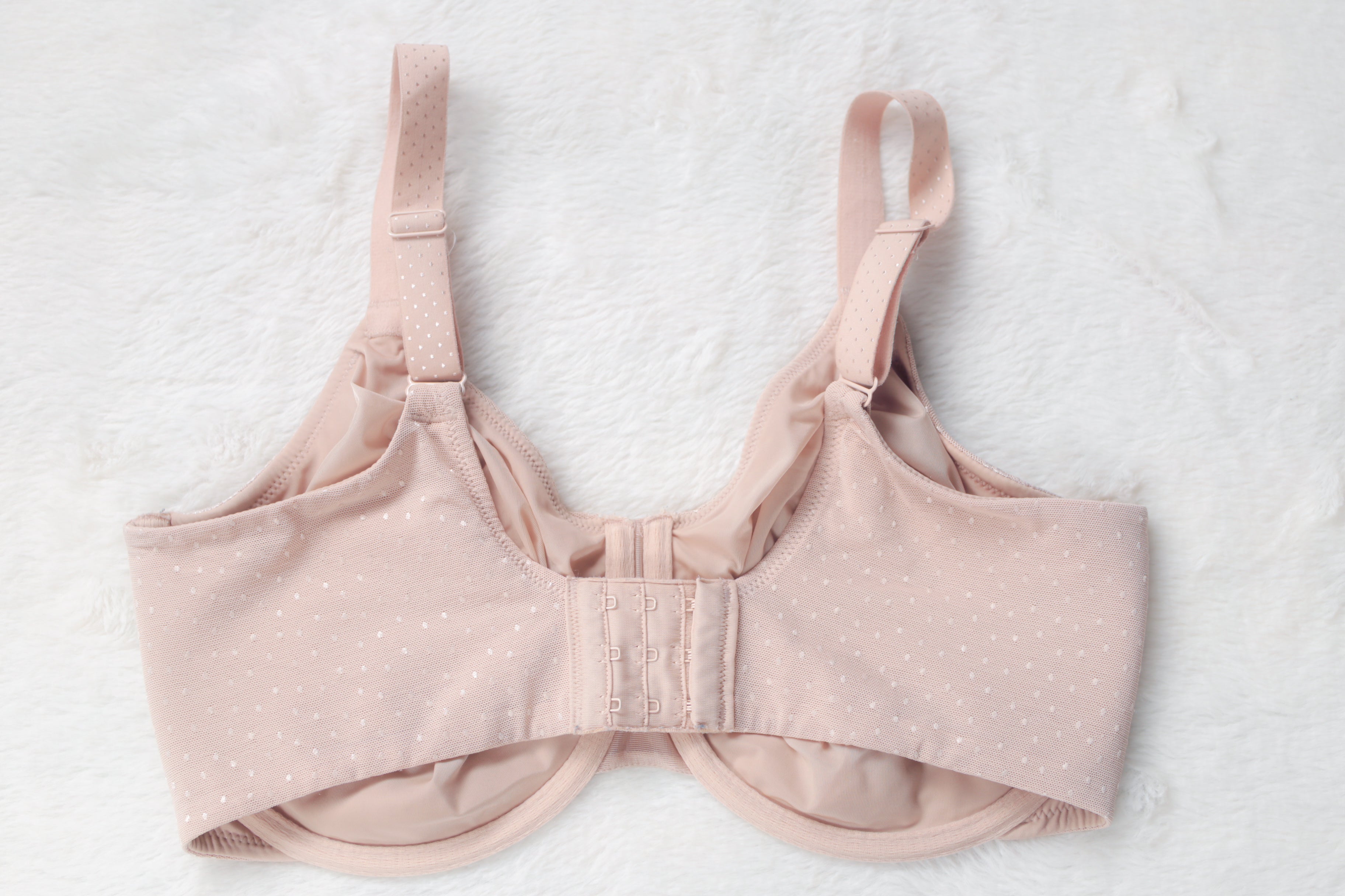 Wacoal Back Appeal 855303 Smoothing Unlined Underwire Bra Beige US 34H UK 34FF