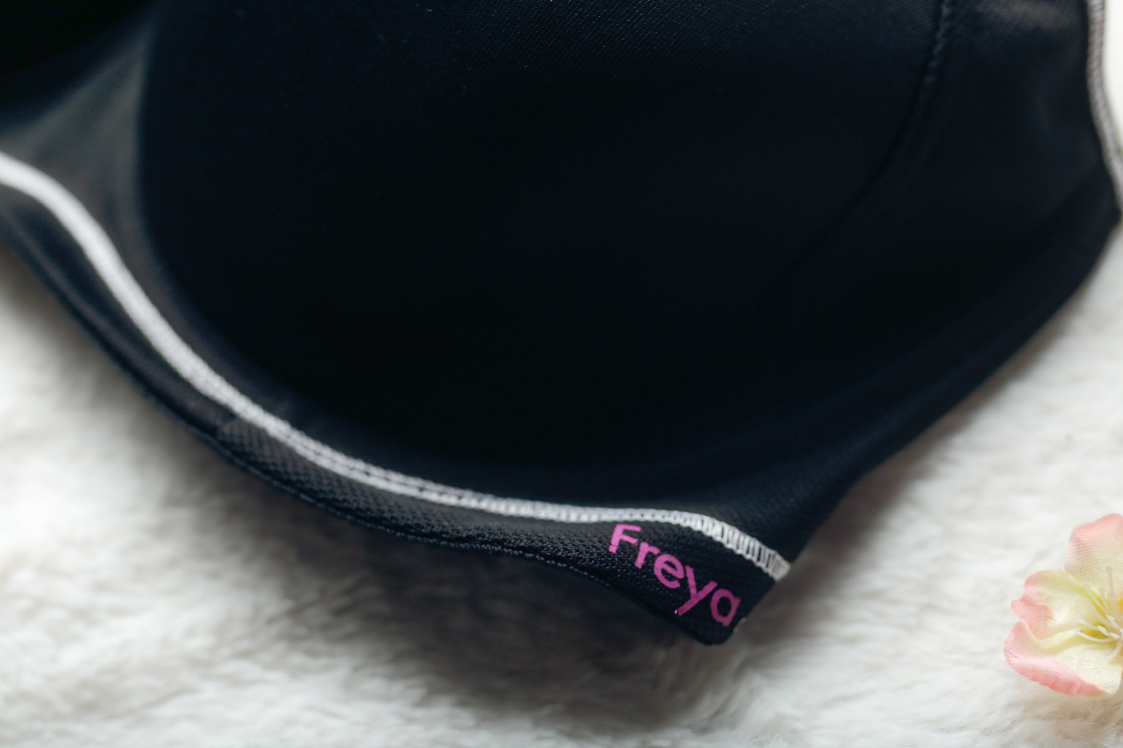 Freya 34F AA4892 Sonic Sport Underwire Sports Bra Black