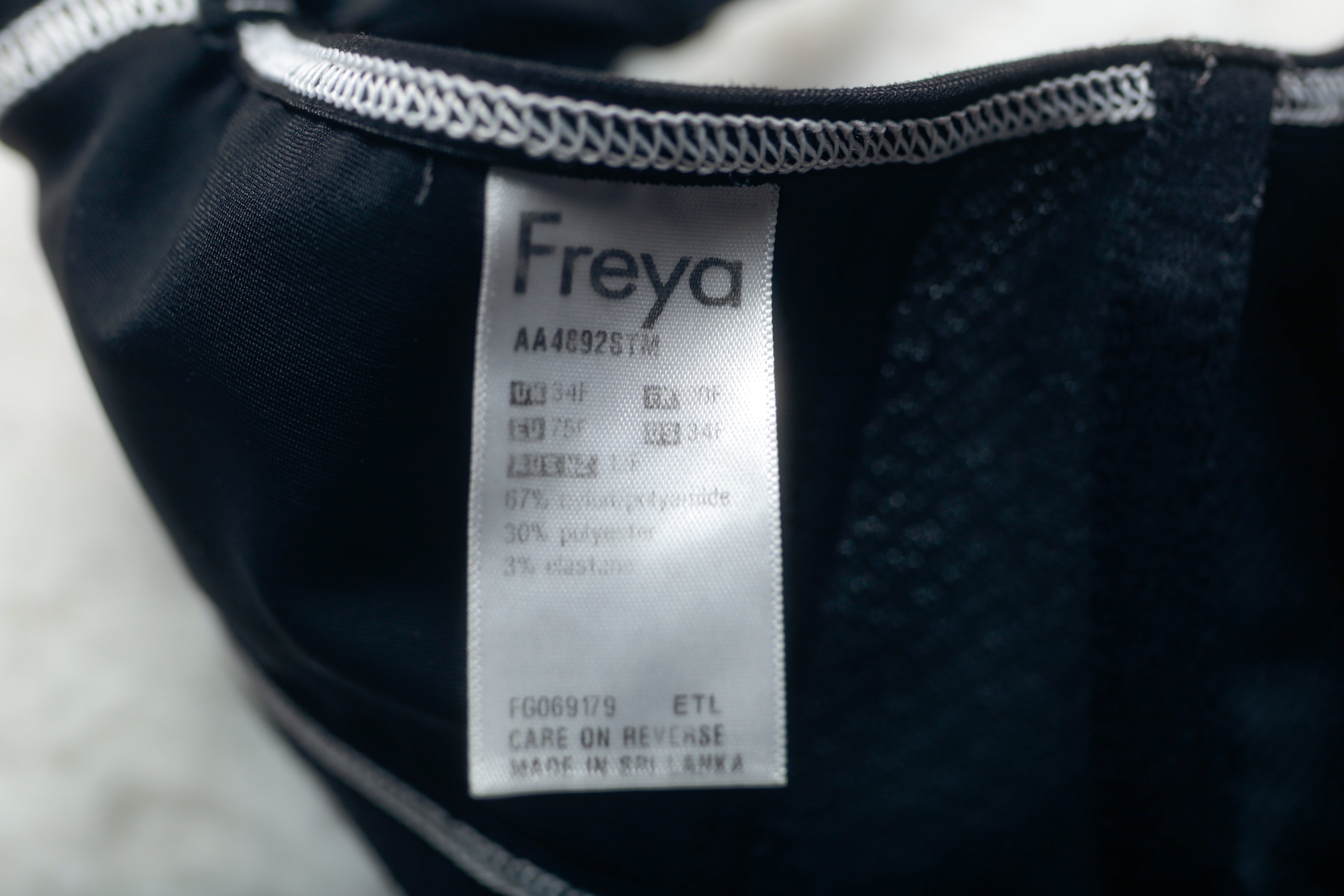 Freya 34F AA4892 Sonic Sport Underwire Sports Bra Black