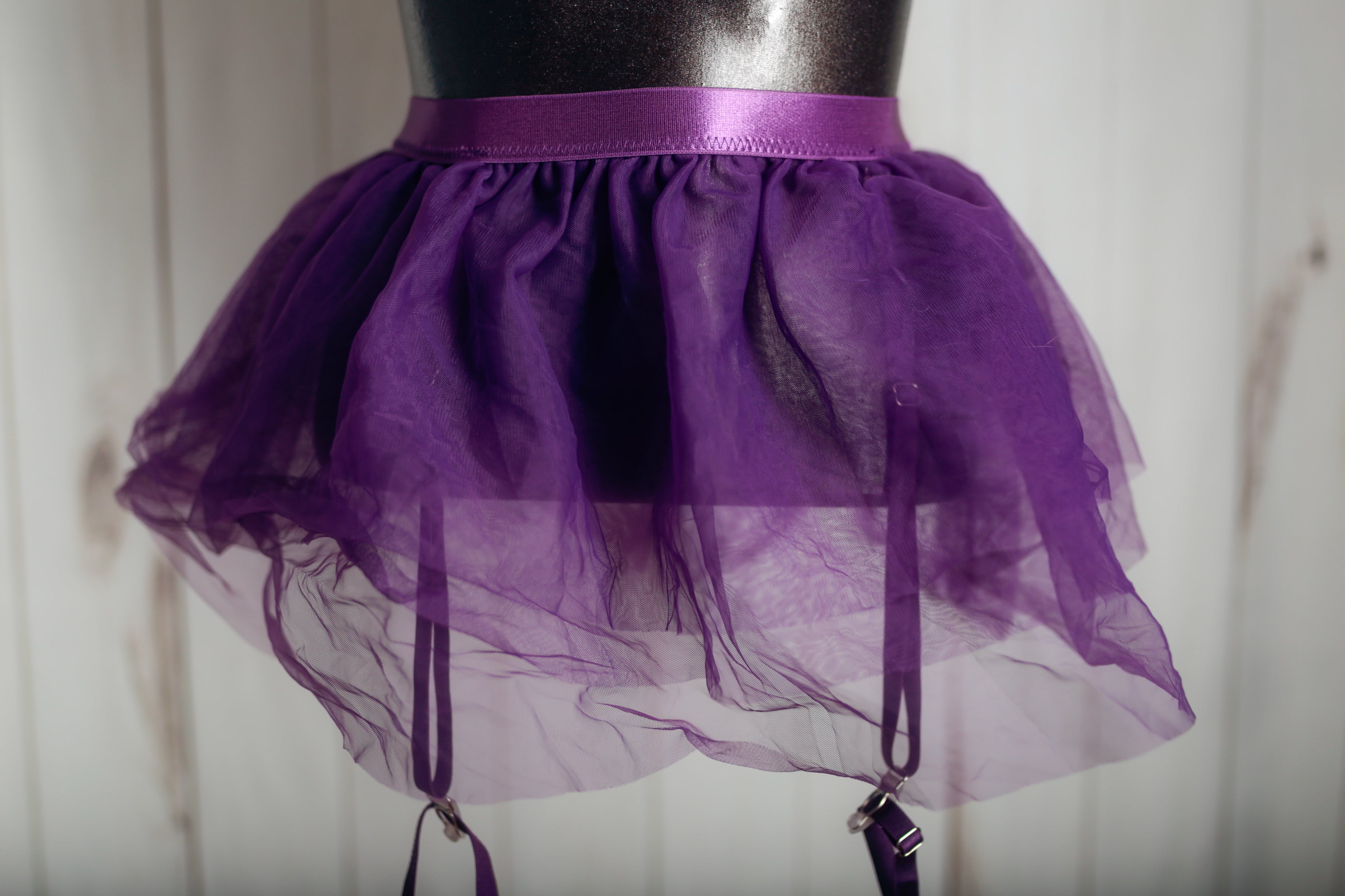 Avidlove Sheer Unlined Lace Bra and Skirt Garter Suspenders Set Purple Large