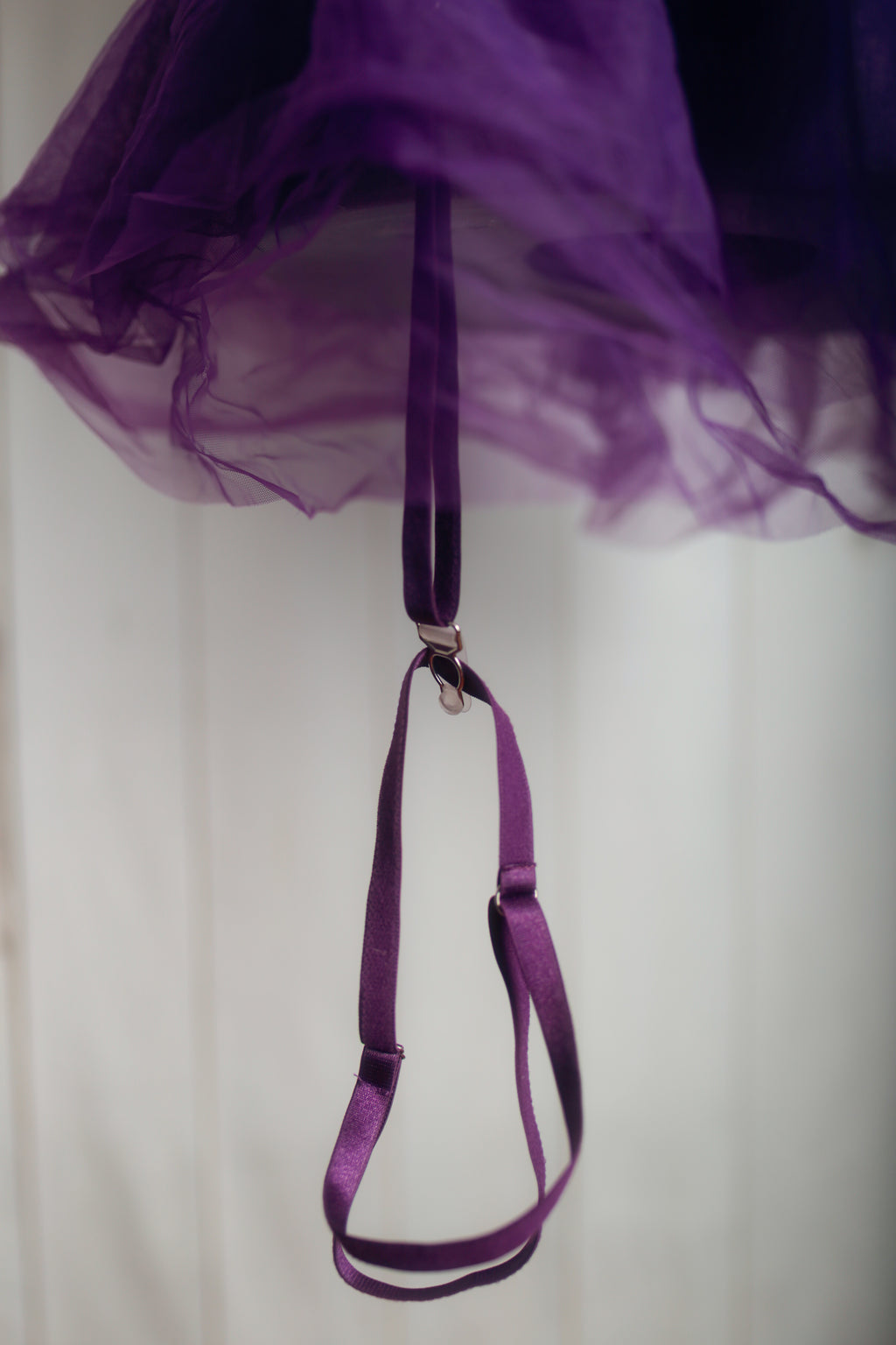 Avidlove Sheer Unlined Lace Bra and Skirt Garter Suspenders Set Purple Large