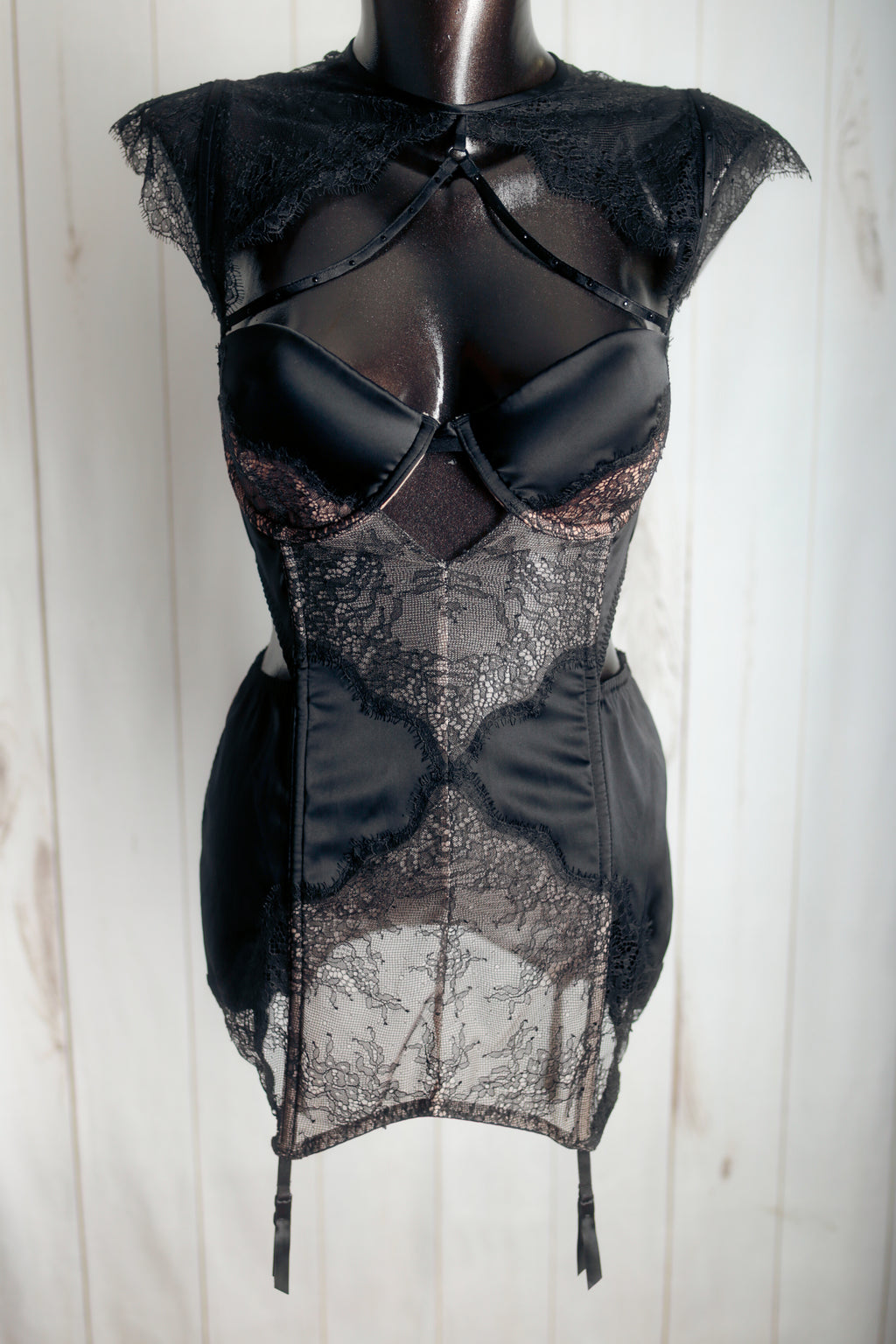 Victoria's Secret 34C Boned Corset Bustier with Garter Straps Black