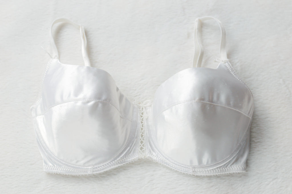 Victoria's Secret 90s Y2K Heart Label Satin Bridal Lined Demi Bra 34D NEW