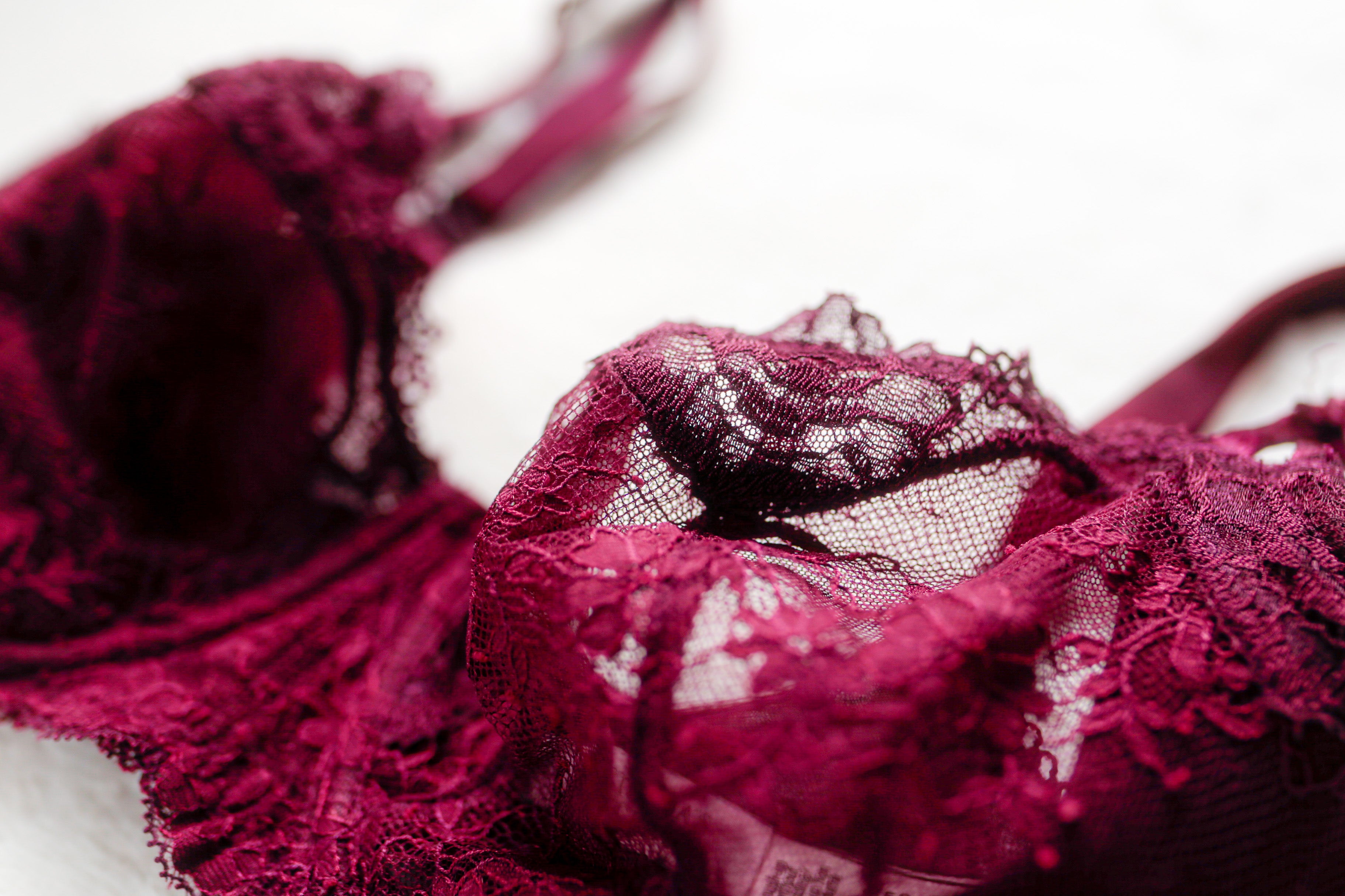 Victoria's Secret Dream Angels Push-up Unpadded Unlined Lace Demi Bra Purple 36DDD