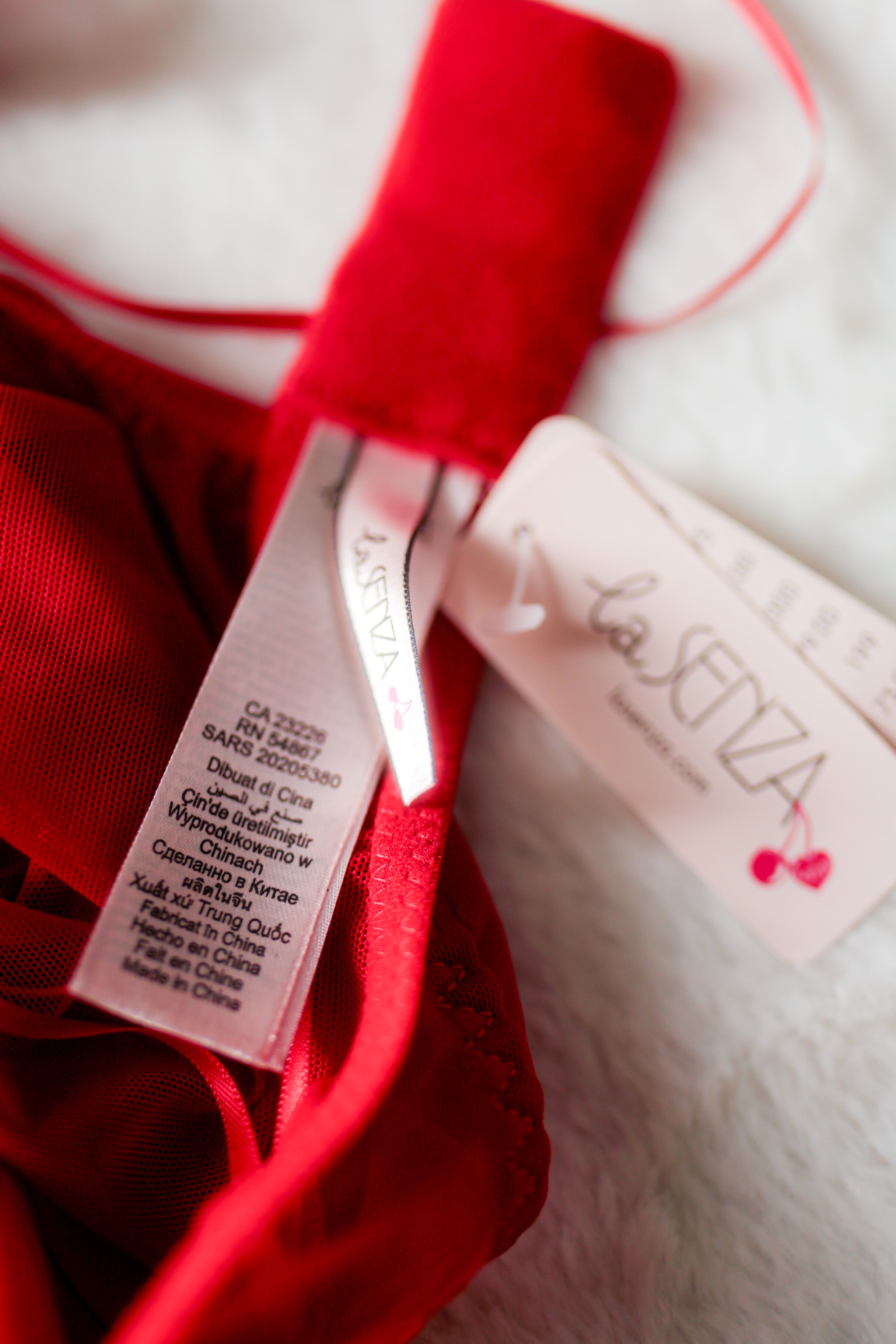La Senza Ruched Babydoll with Garter Suspenders Red Lace Small NEW