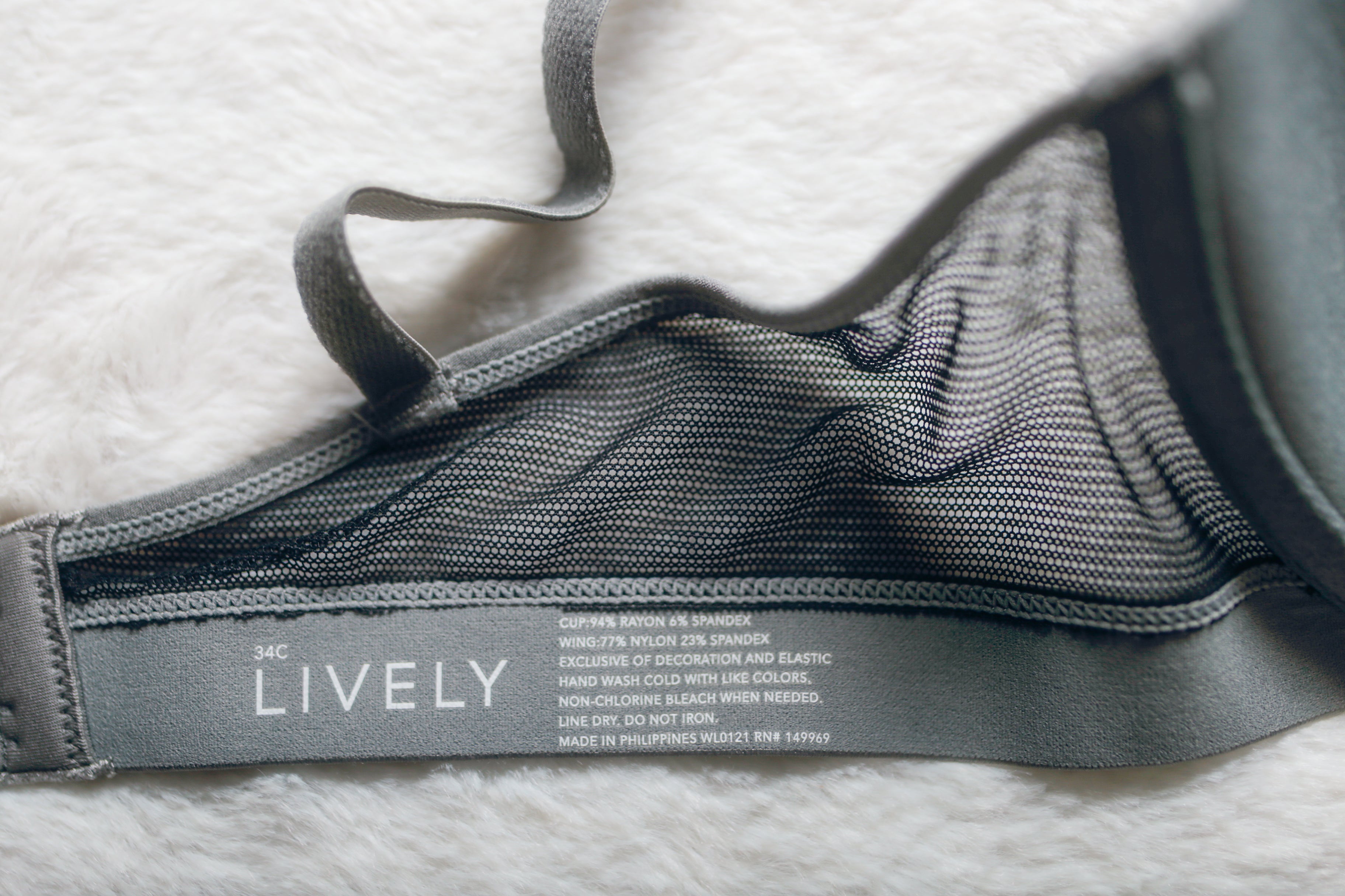 Lively 34C Molded Seamless Lightly Lined J-hook T-shirt Bra Gray