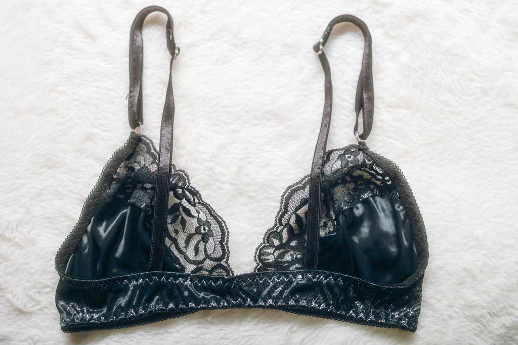 Vintage Unlined Sheer Wet Look Satin Lace Front Close Bra S/M Black