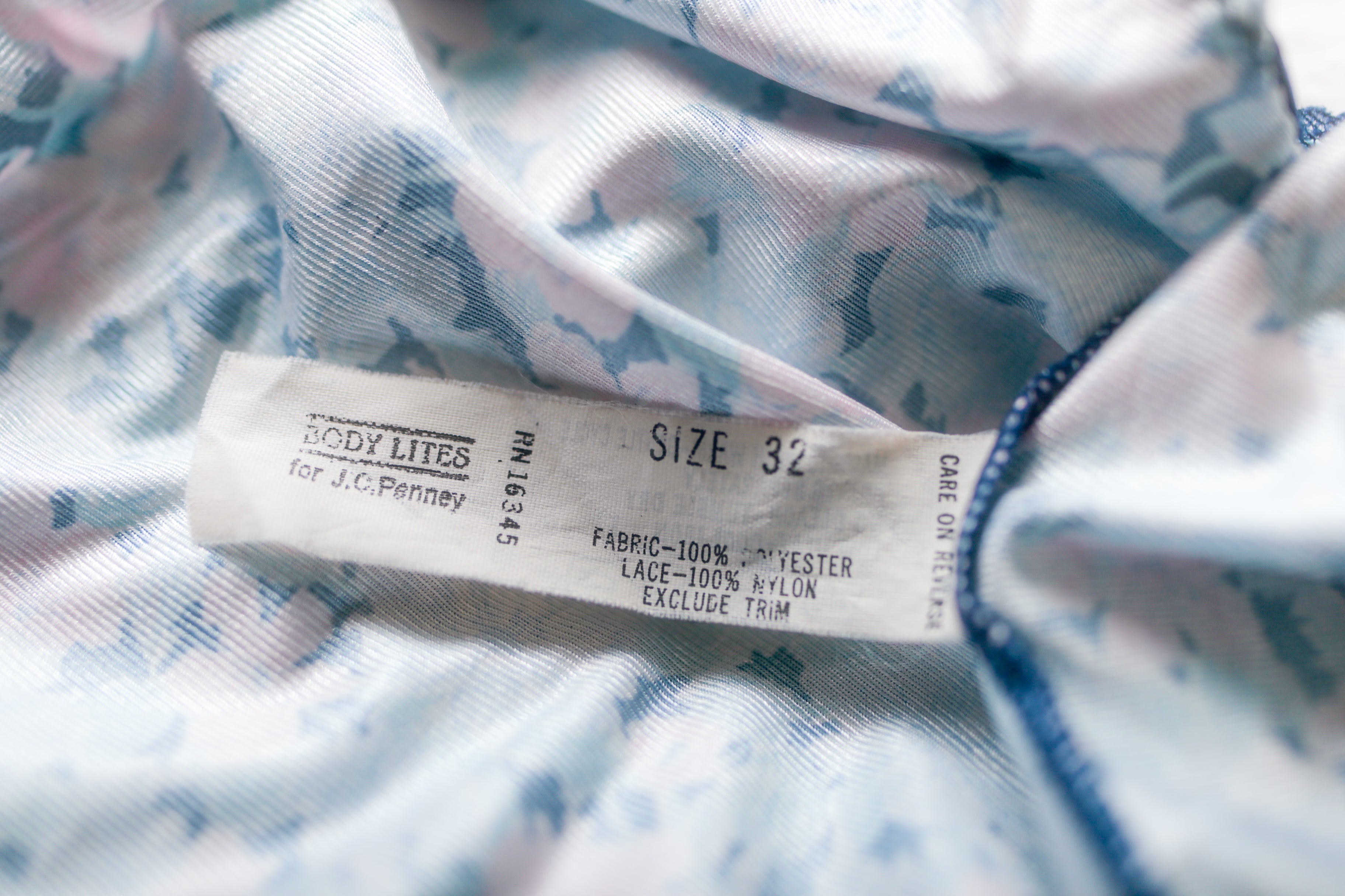 Body Lites Vintage Satin and Sheer Lace Cami Camisole Chemise 32 Blue Floral