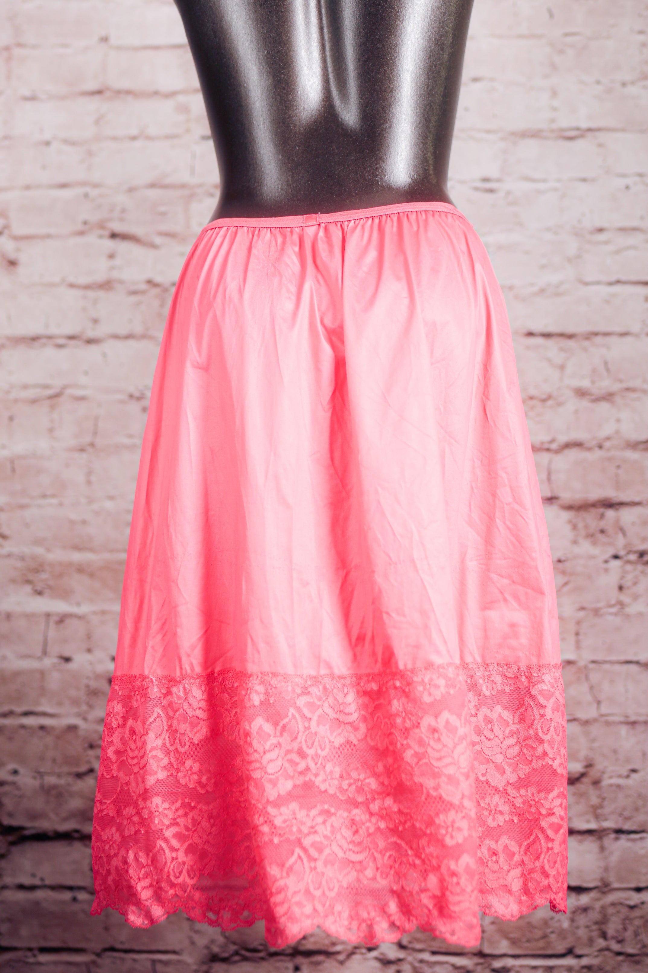 Vanity Fair Vintage Retro 70s Satin Lace Half Slip Skirt Large Coral Pink