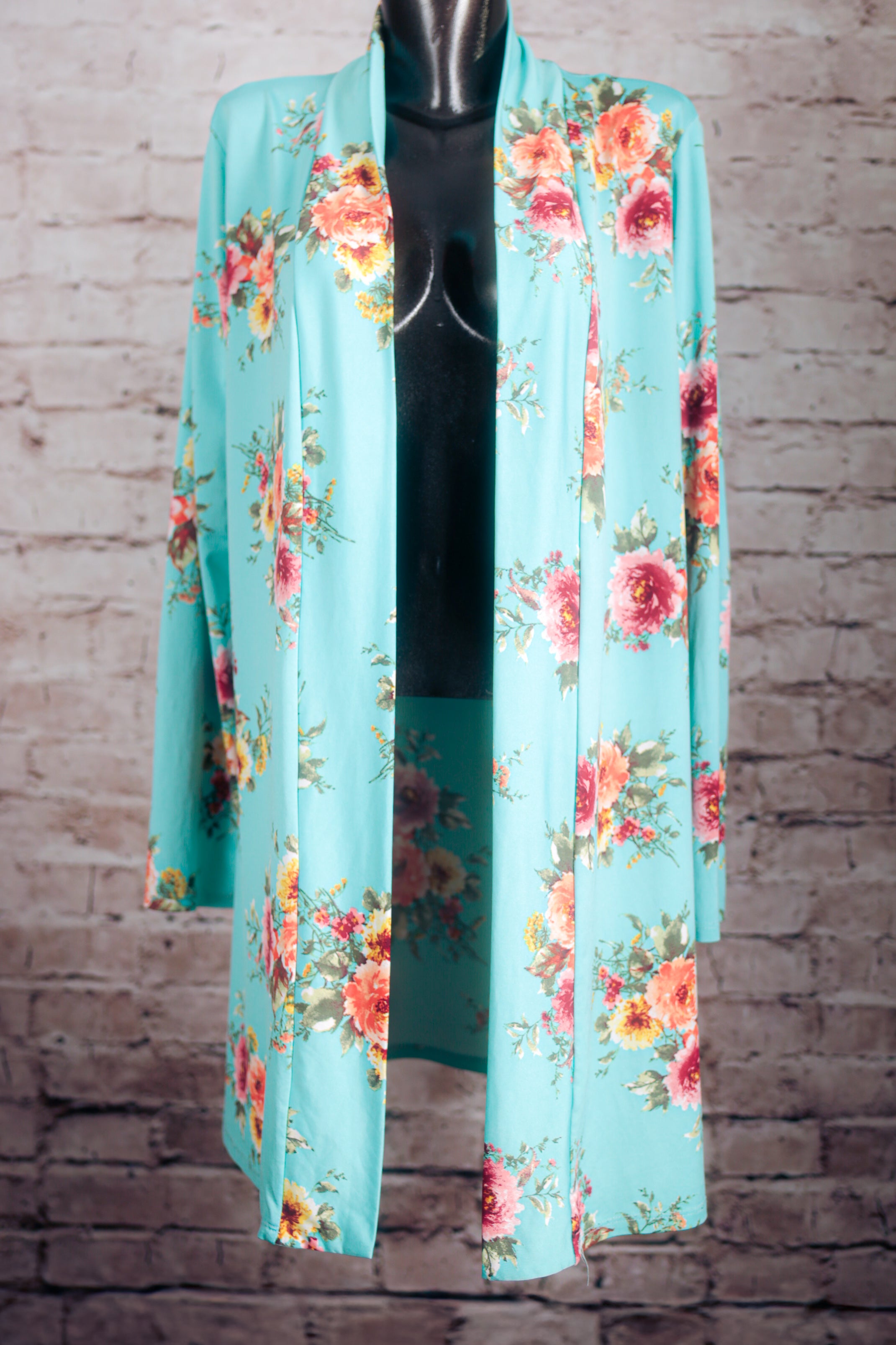 Frumos USA-made Floral Stretchy Comfy Satin Robe Wrap Small / Medium