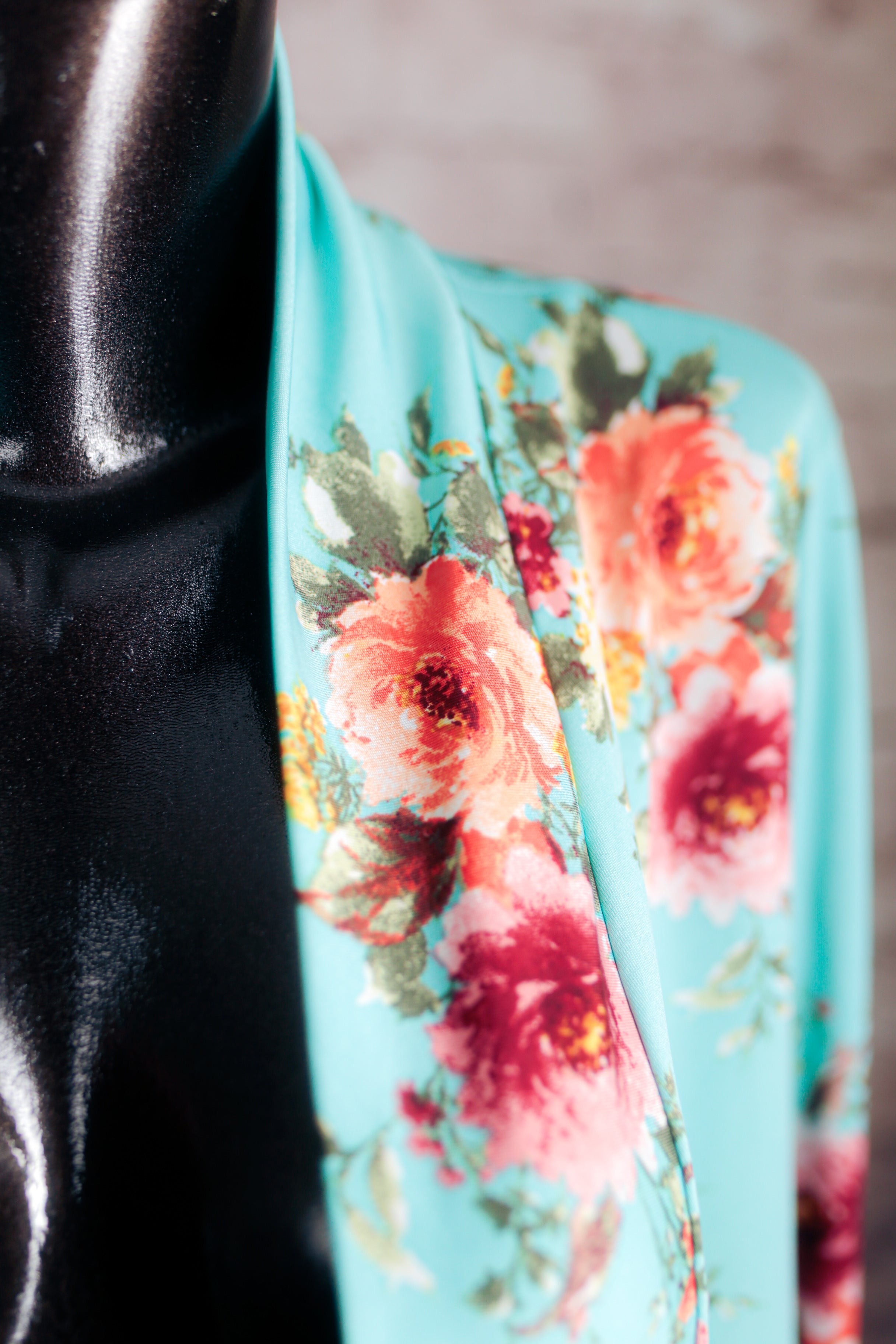 Frumos USA-made Floral Stretchy Comfy Satin Robe Wrap Small / Medium