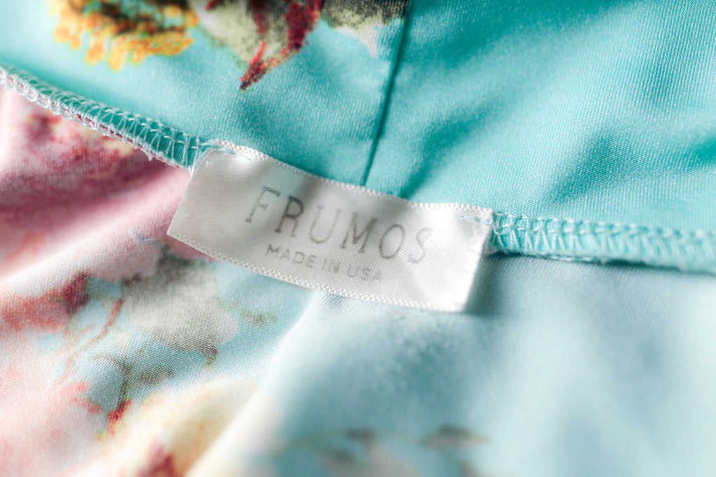 Frumos USA-made Floral Stretchy Comfy Satin Robe Wrap Small / Medium