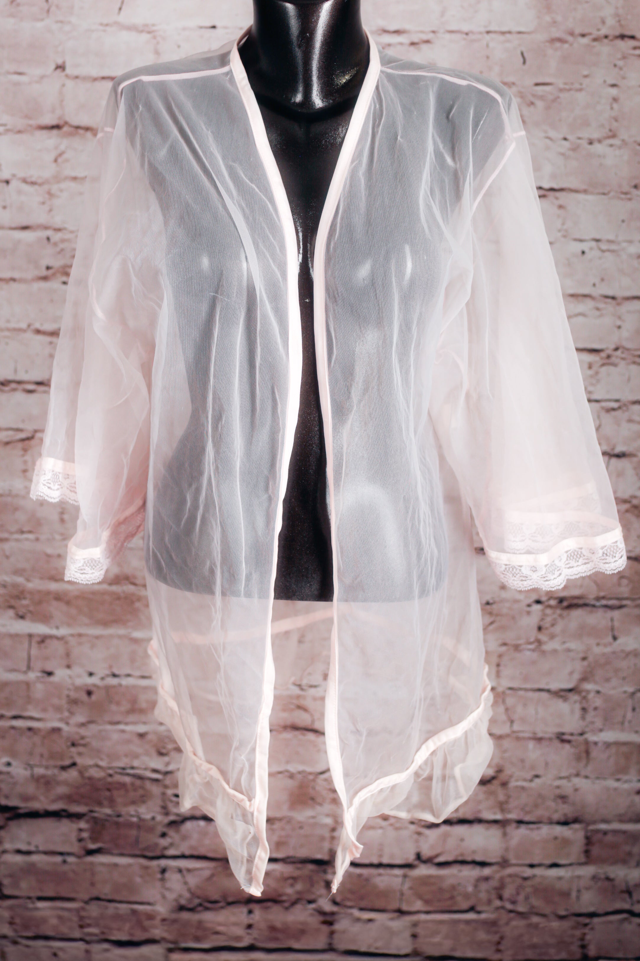 Inhibitions Vintage Sheer Mesh Peignoir Shawl Negligee Lingerie Medium Pink