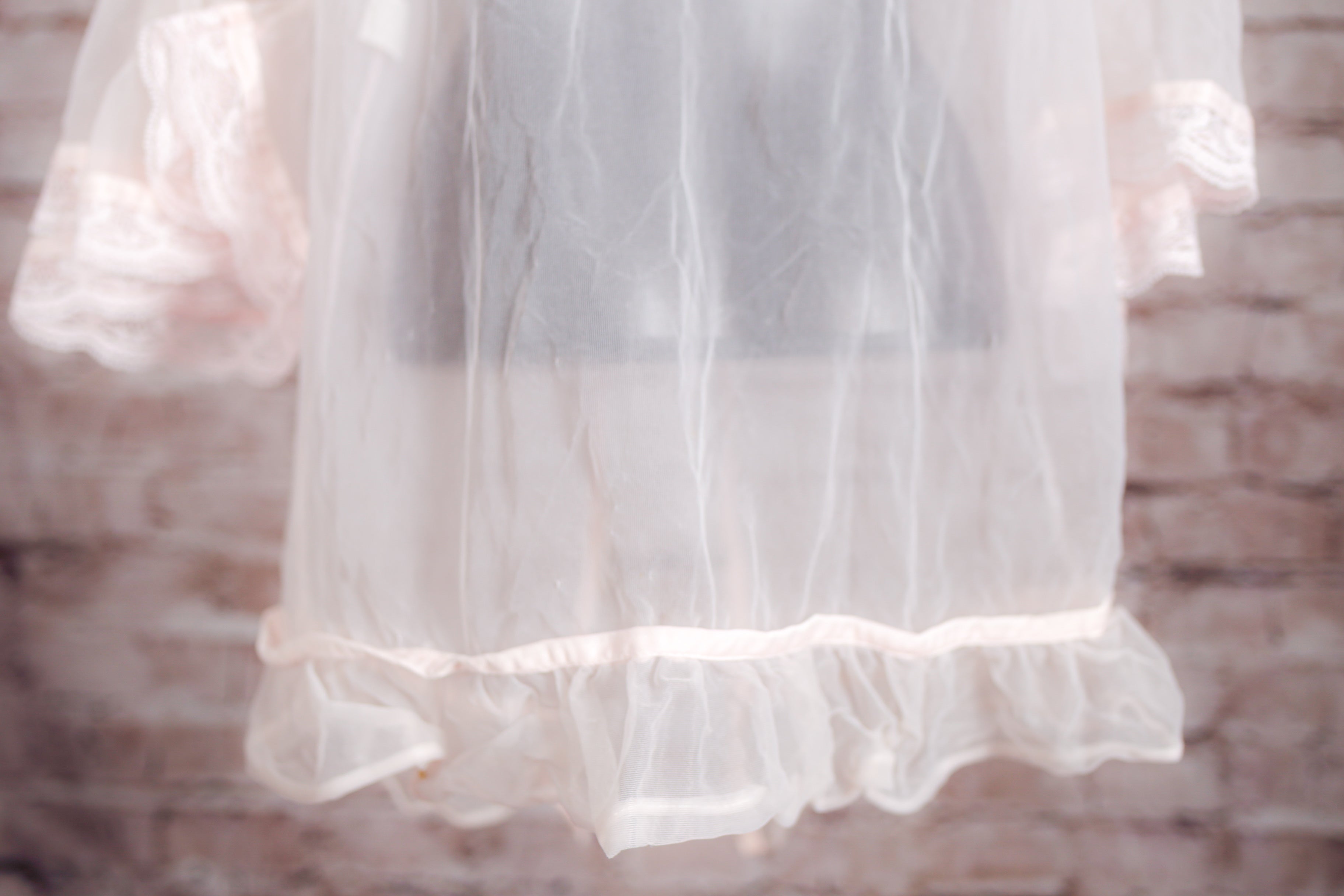 Inhibitions Vintage Sheer Mesh Peignoir Shawl Negligee Lingerie Medium Pink