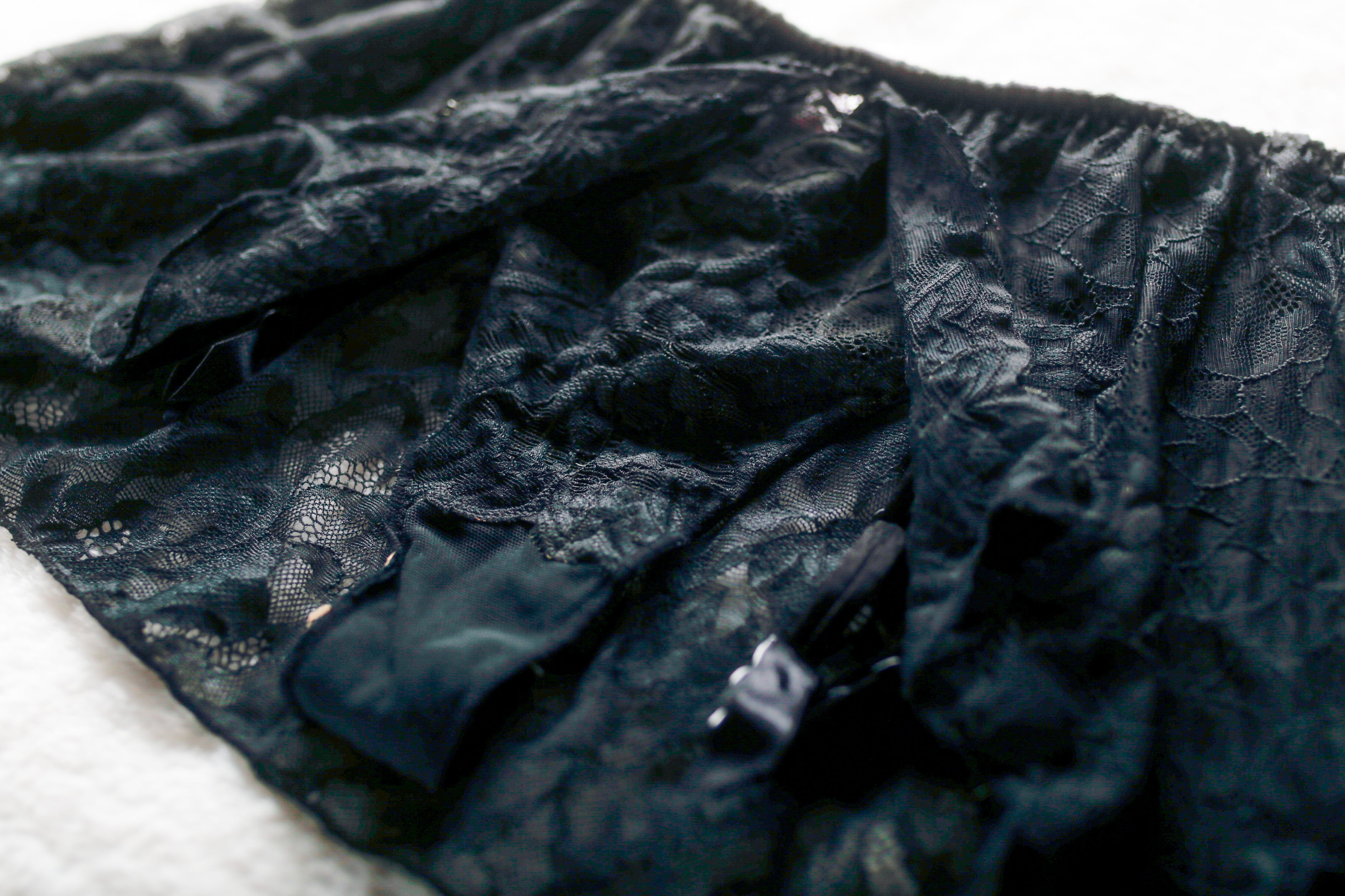 Victoria's Secret Skirted Thong with Garter Suspender Straps Medium Black