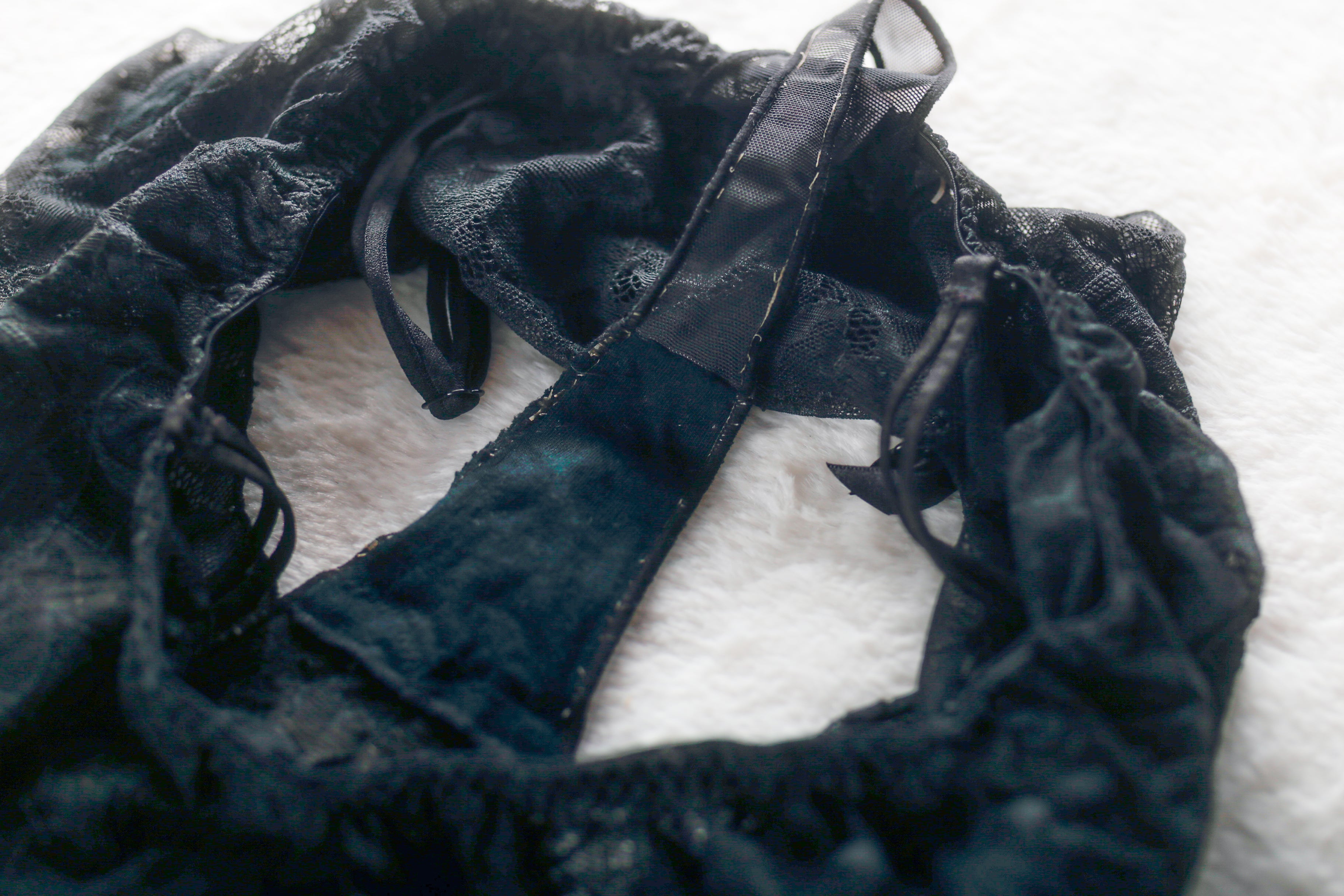 Victoria's Secret Skirted Thong with Garter Suspender Straps Medium Black