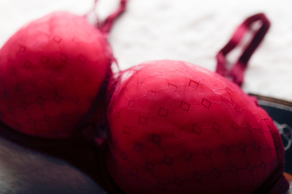 Chantelle 32DD C Chic Molded Plunge Push-up Underwire Bra Red NEW