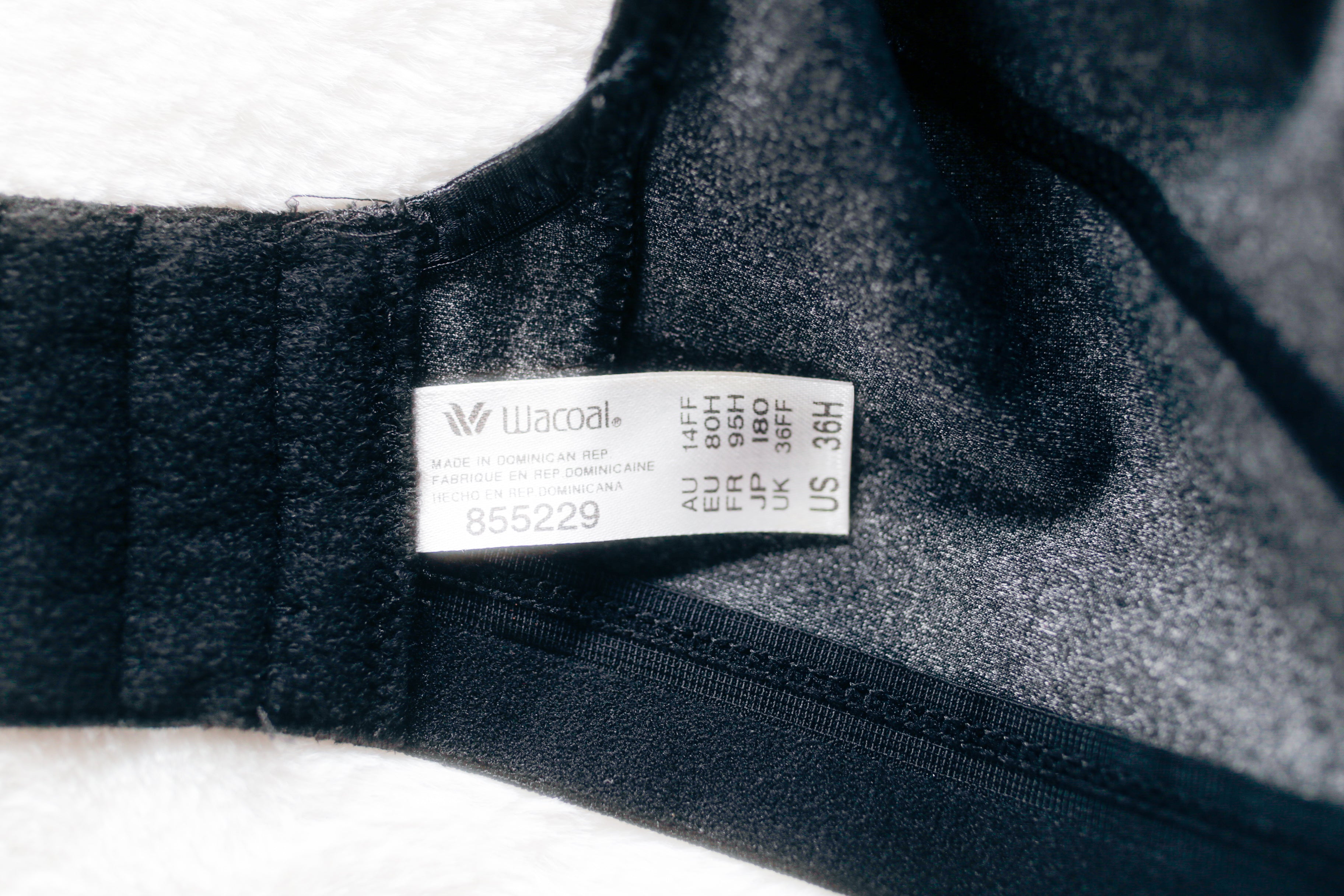 Wacoal 855229 Brandi Underwire Sports Bra Black Gray 36H