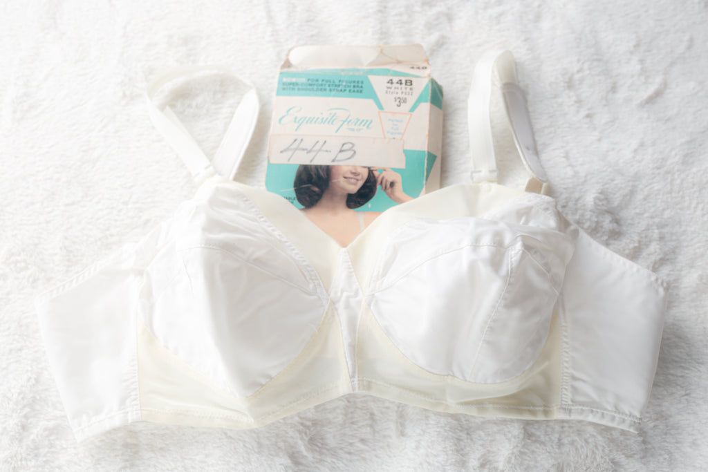 Exquisite Form Vintage Antique 50s Cotton Pointy Bullet Pinup Bra White 44B NEW